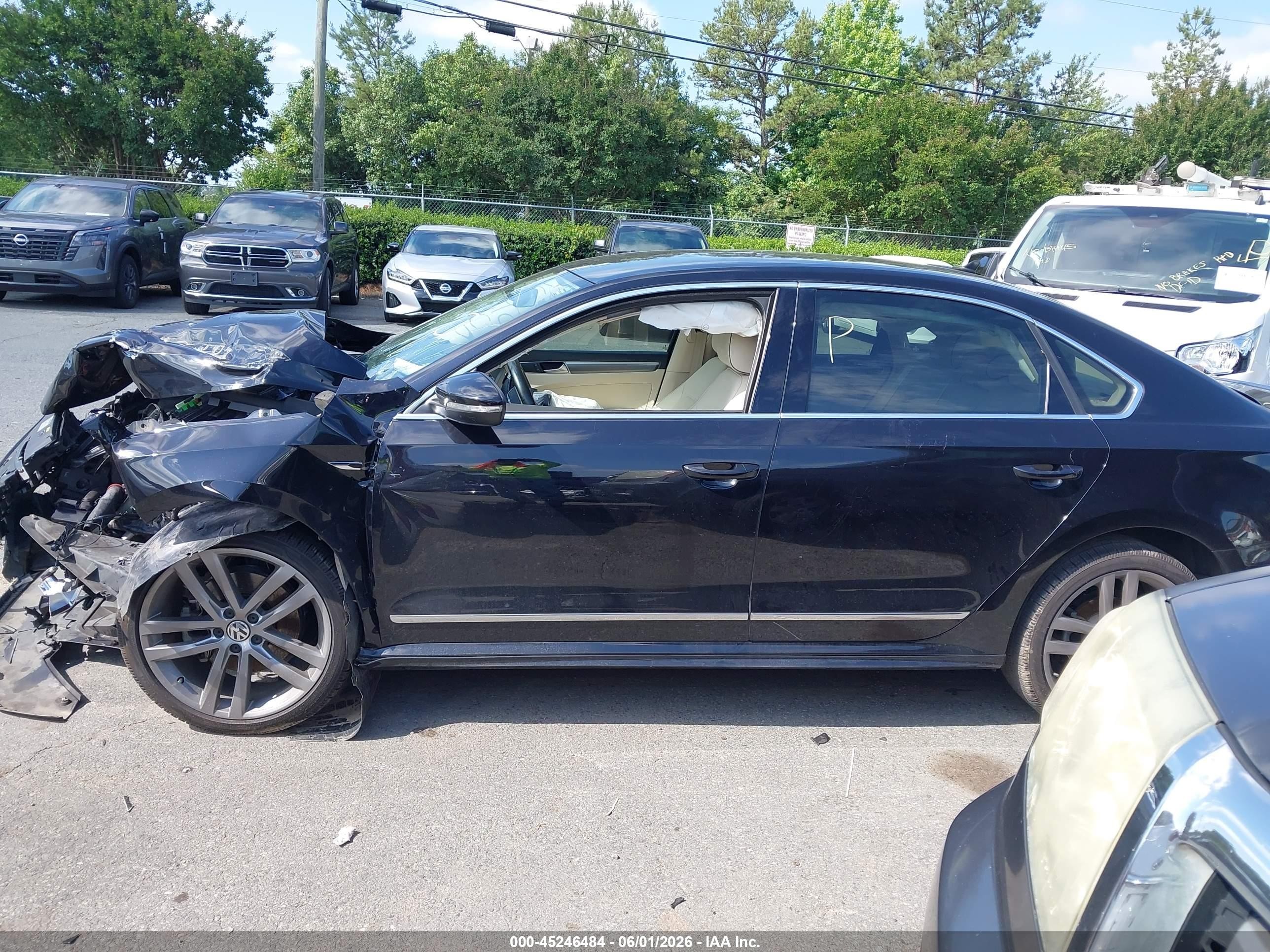 2017 Volkswagen Passat 1.8t R-line Черный vin: 1VWDT7A39HC069819