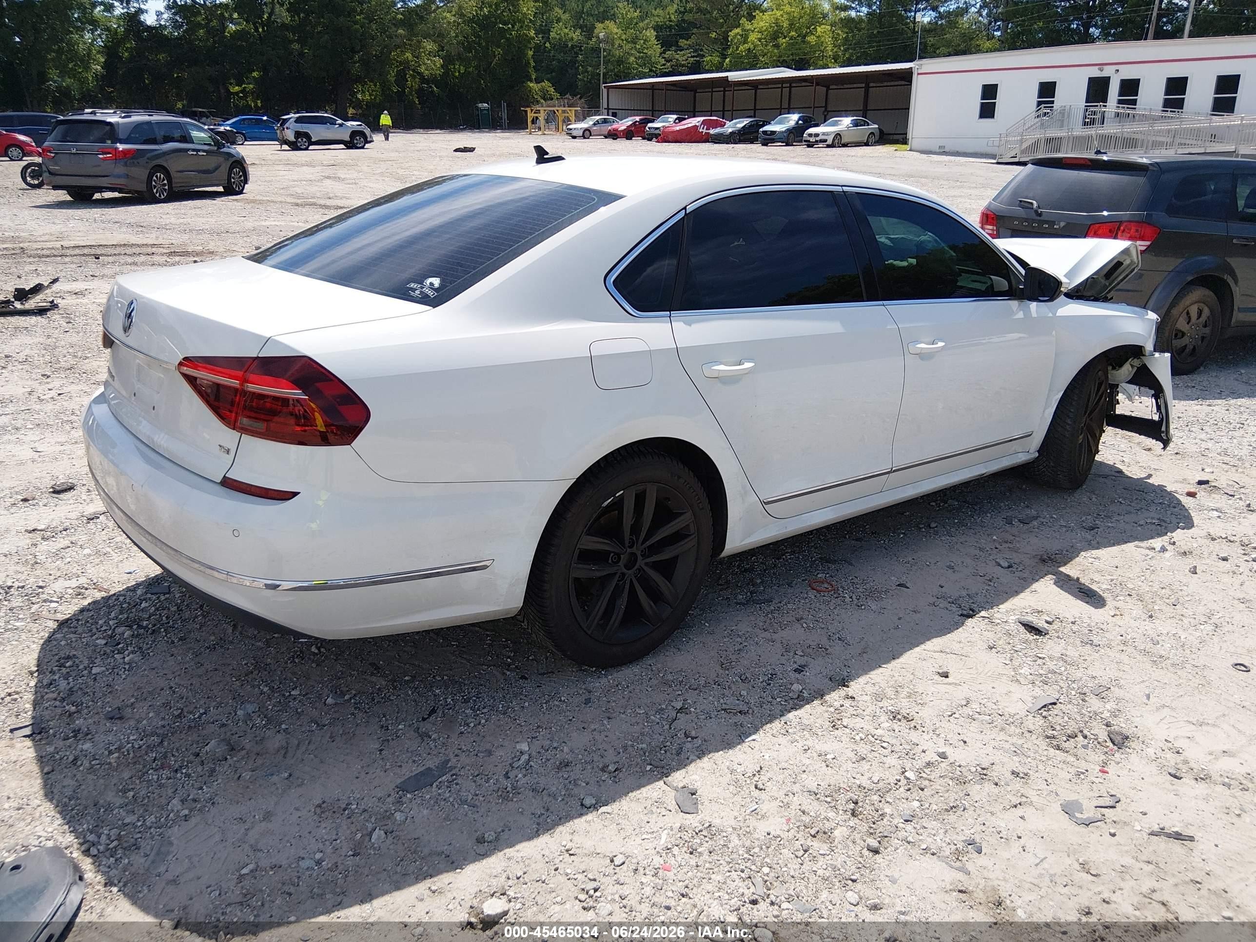 2017 Volkswagen Passat 1.8t Se White vin: 1VWGT7A31HC011295