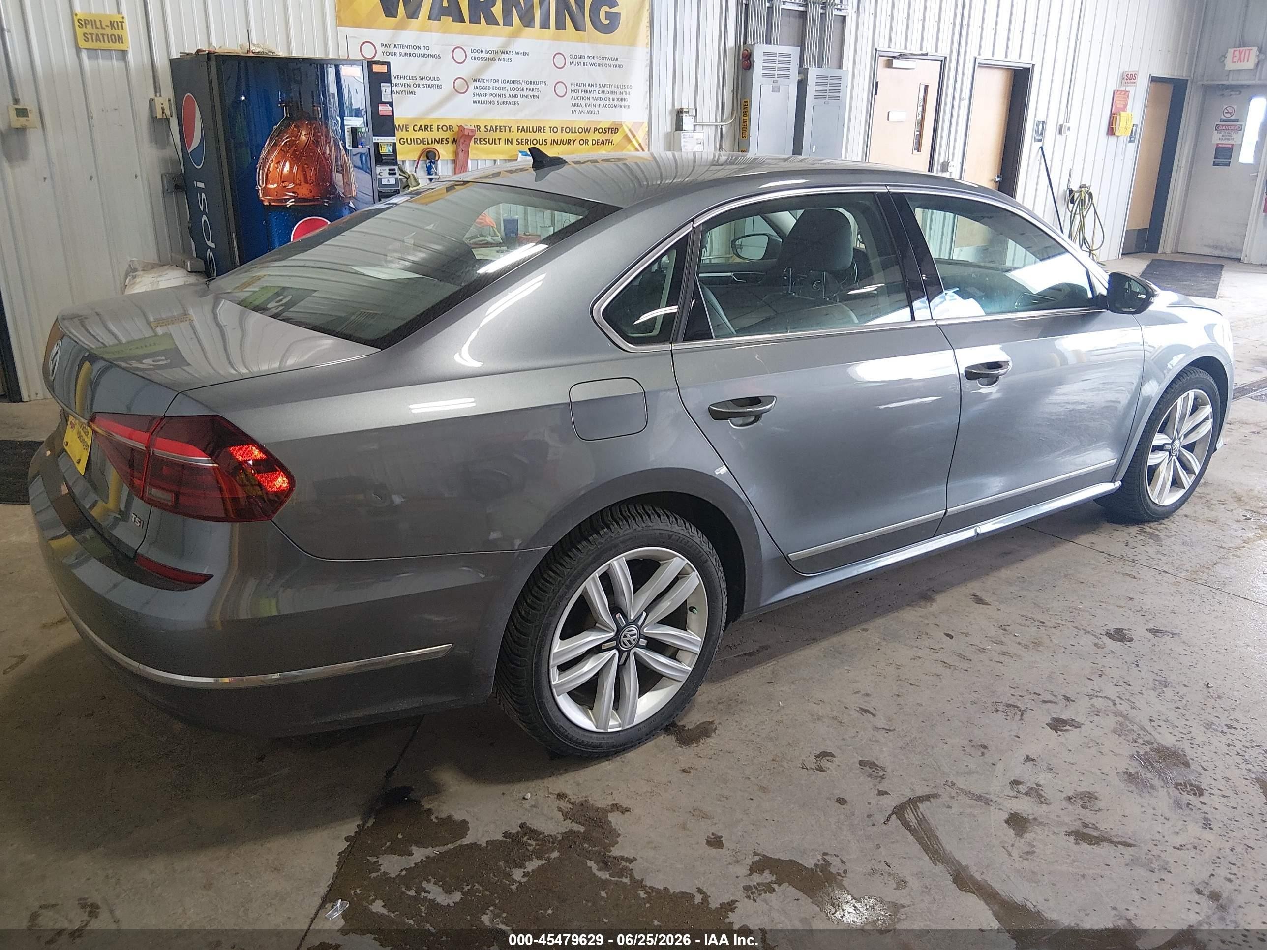 2017 Volkswagen Passat 1.8t Se Gray vin: 1VWGT7A33HC035016