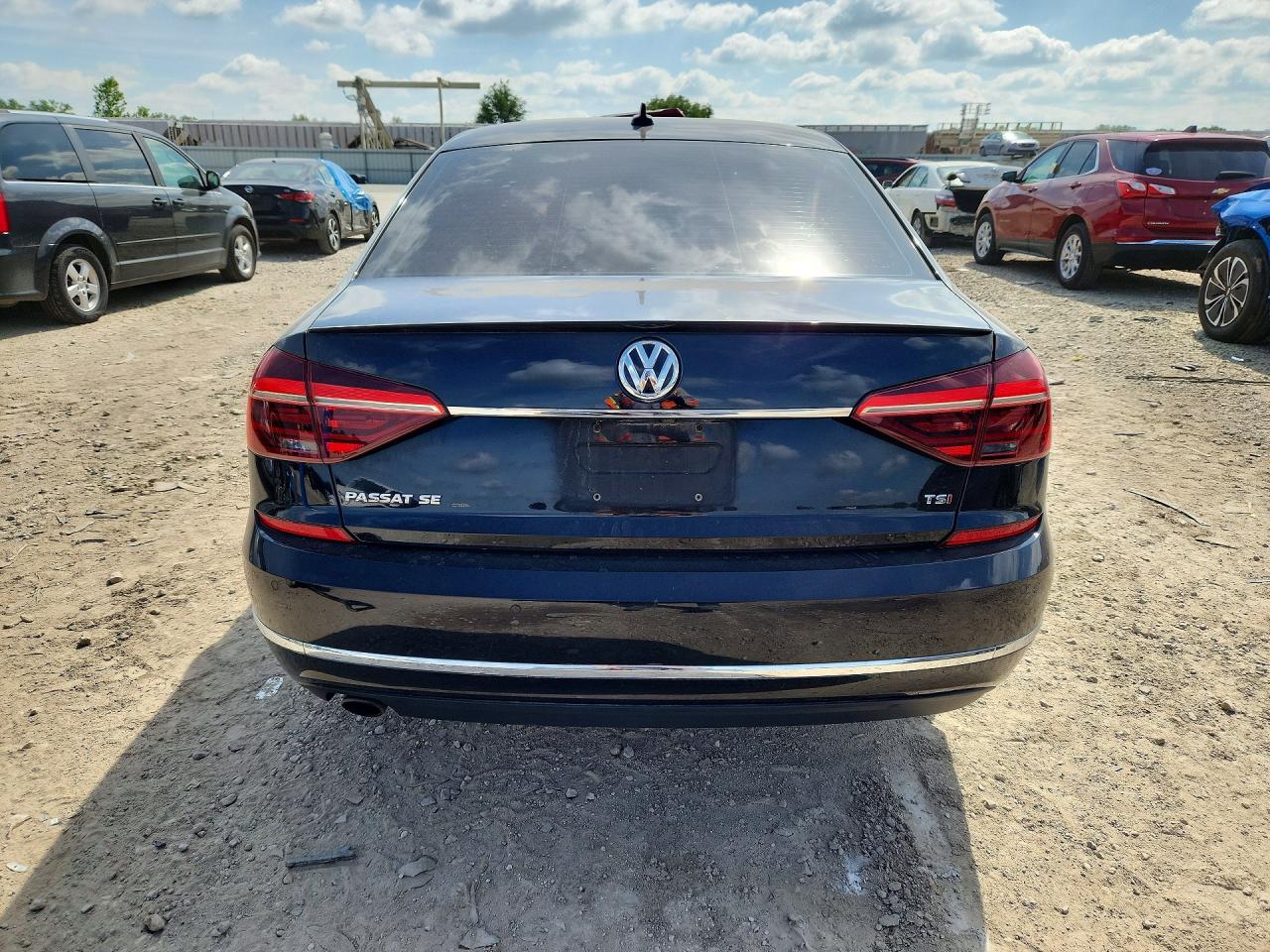 2017 Volkswagen Passat Se Серый vin: 1VWGT7A36HC077907