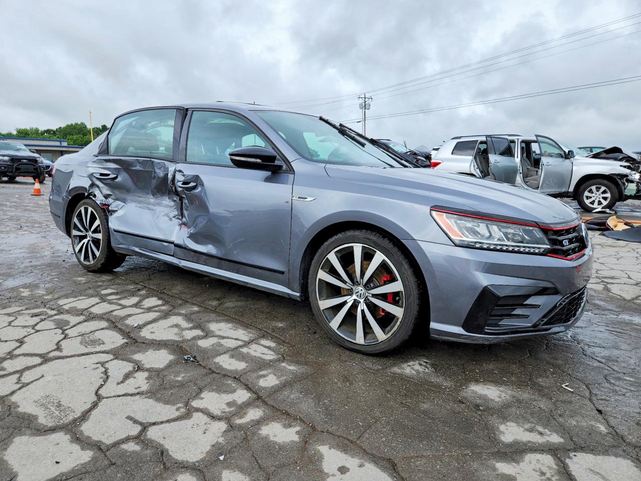 2018 Volkswagen Passat Gt Серый vin: 1VWJM7A30JC038741