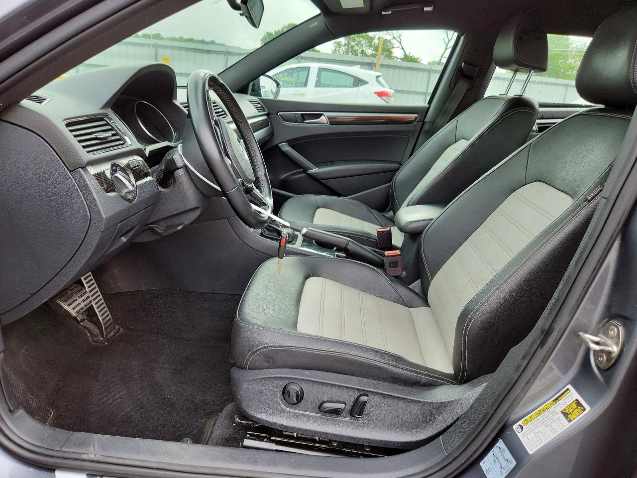 2018 Volkswagen Passat Gt Серый vin: 1VWJM7A30JC038741