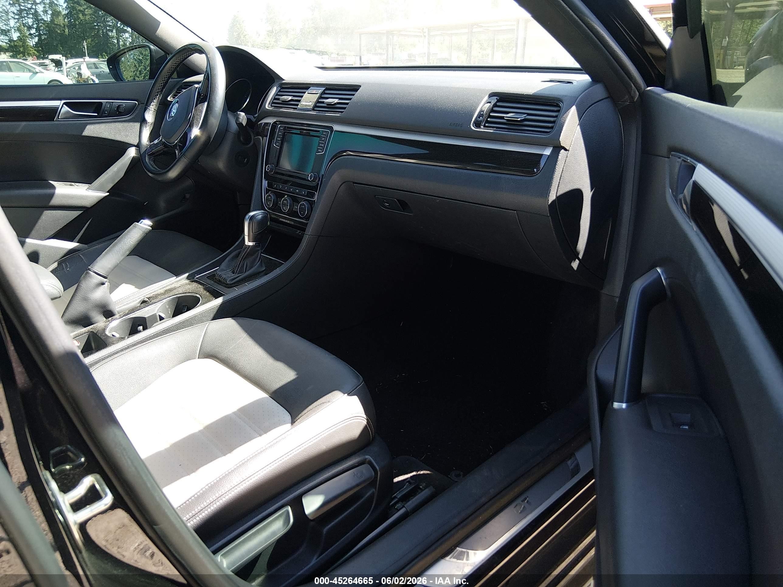 2018 Volkswagen Passat 3.6l V6 Gt Black vin: 1VWJM7A34JC029654