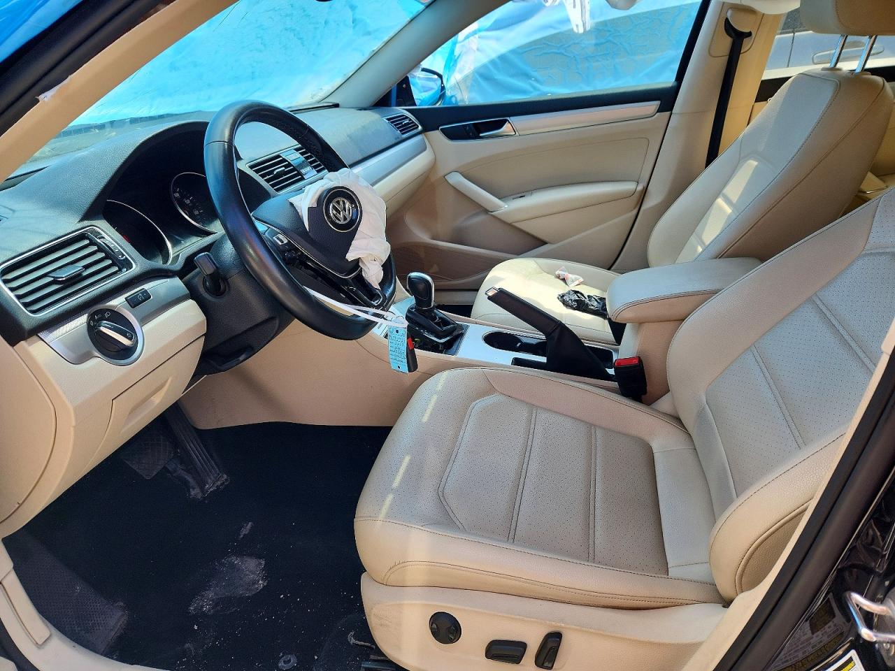 2019 Volkswagen Passat Wolfsburg Черный vin: 1VWLA7A31KC006836