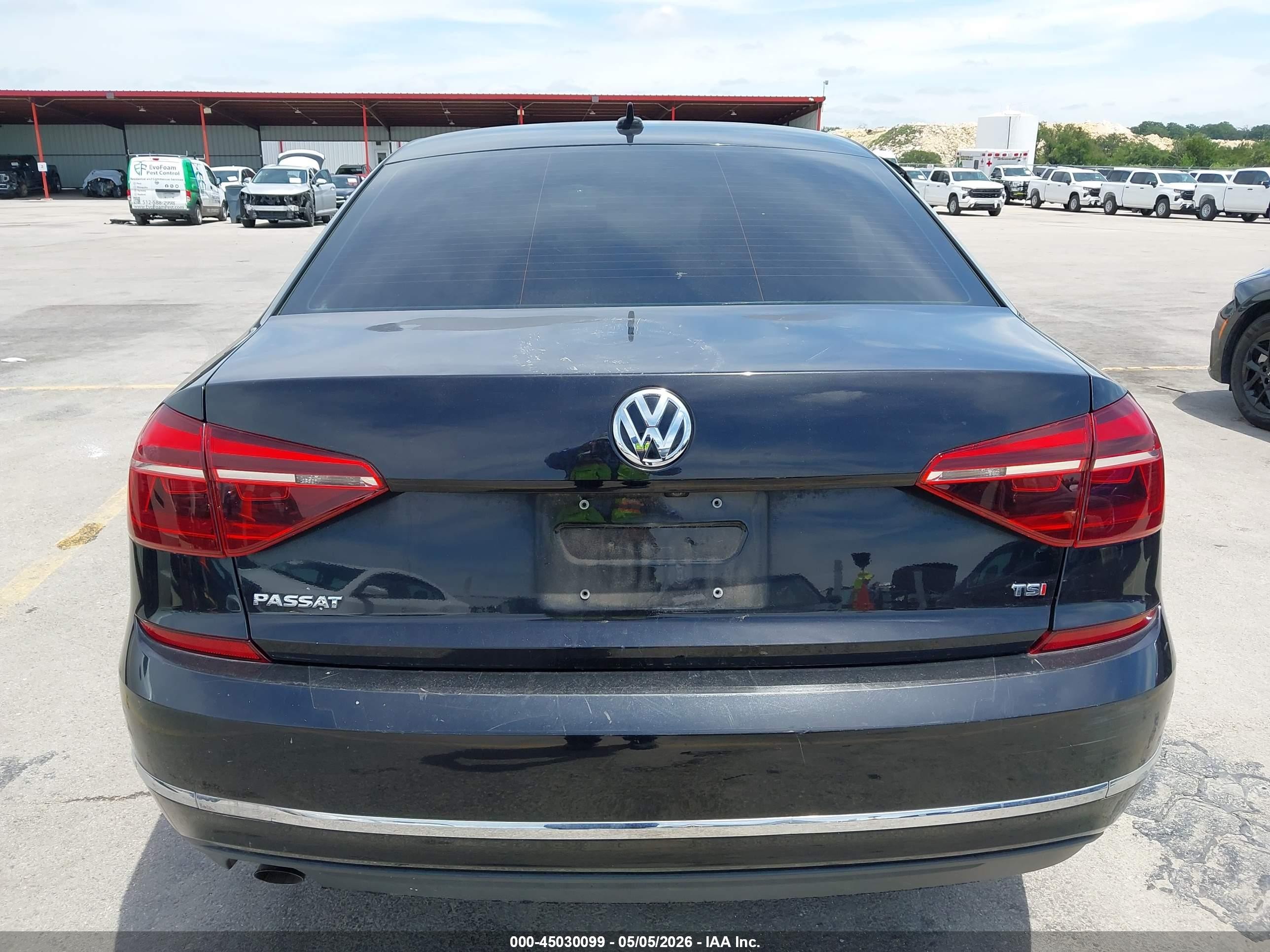 2019 Volkswagen Passat 2.0t Wolfsburg Edition Black vin: 1VWLA7A34KC002991