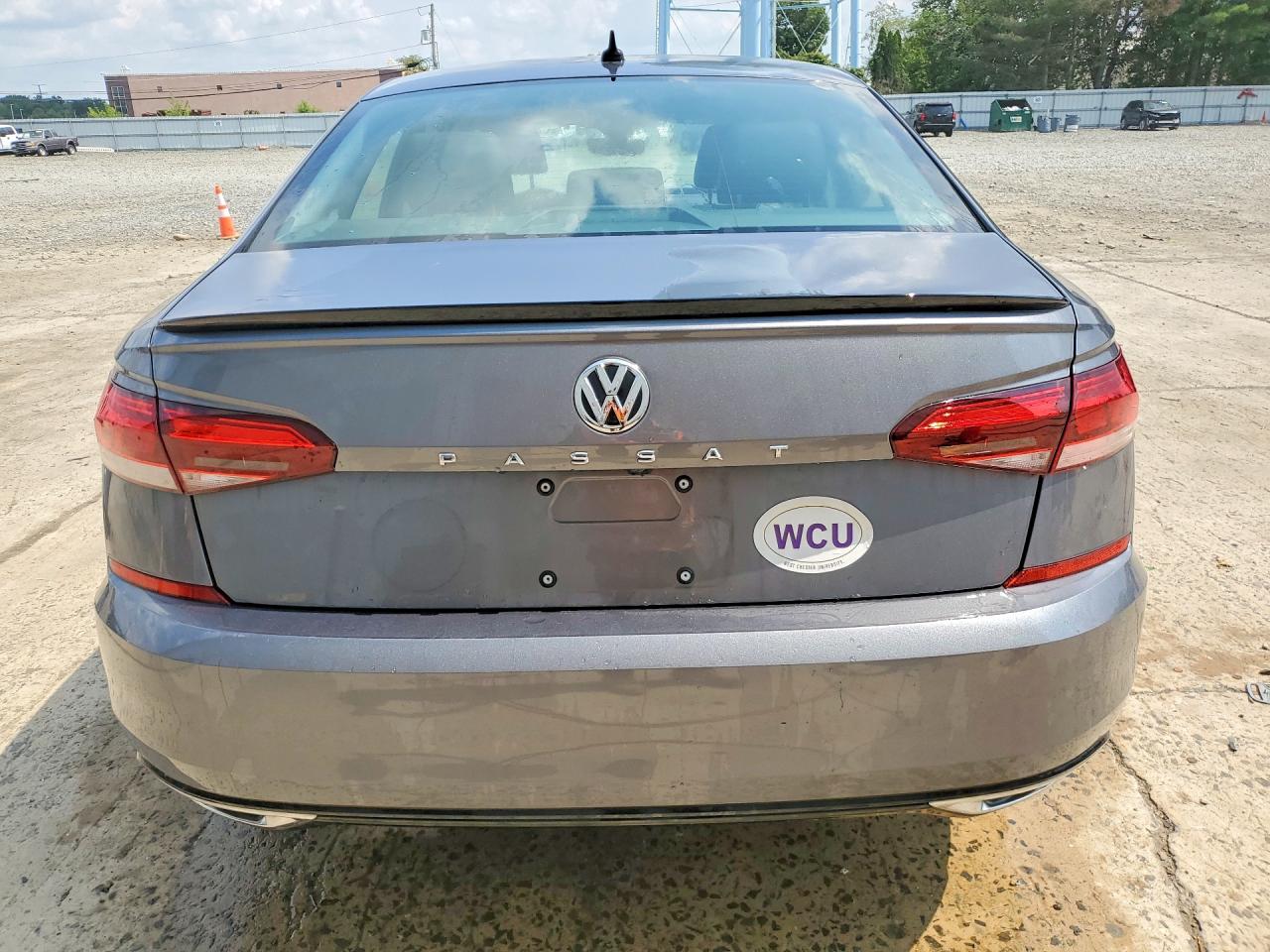 2020 Volkswagen Passat R-line Silver vin: 1VWMA7A34LC025628