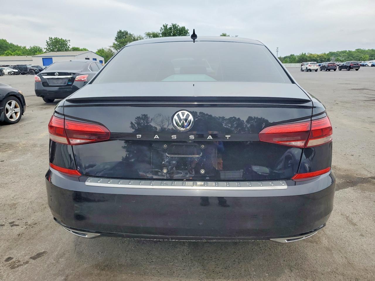 2020 Volkswagen Passat R-line Black vin: 1VWMA7A38LC020349