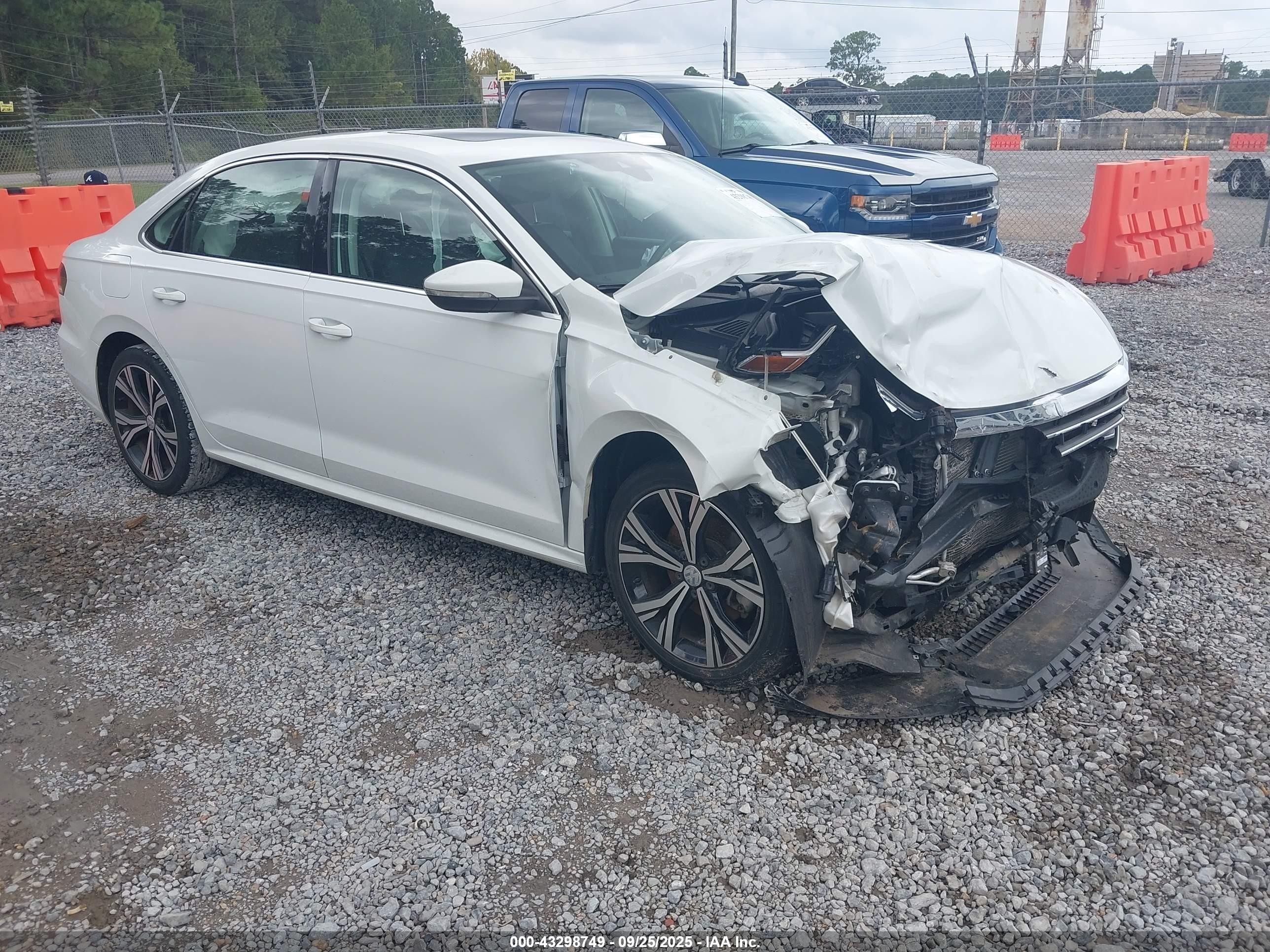 1VWSA7A30MC000072