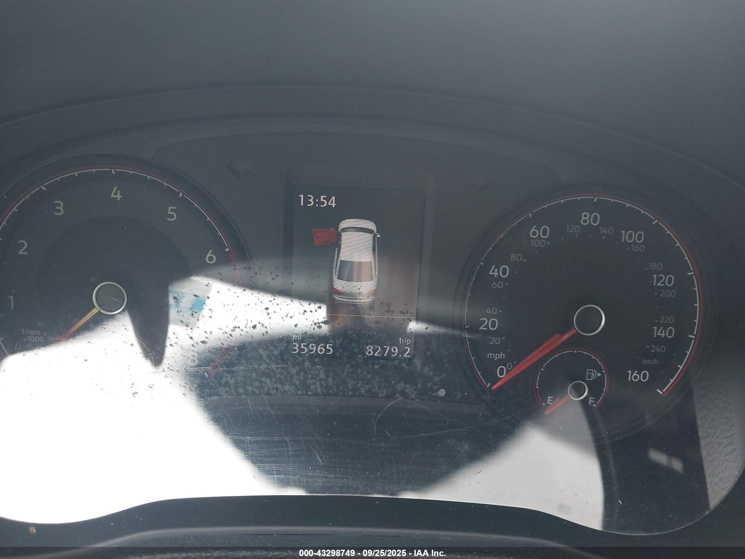 2021 Volkswagen Passat 2.0t Se Белый vin: 1VWSA7A30MC000072