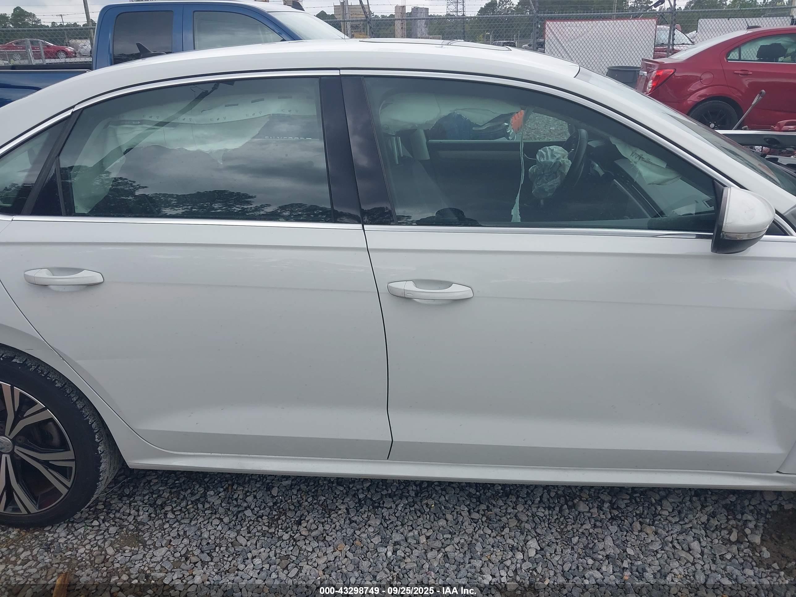 2021 Volkswagen Passat 2.0t Se Белый vin: 1VWSA7A30MC000072