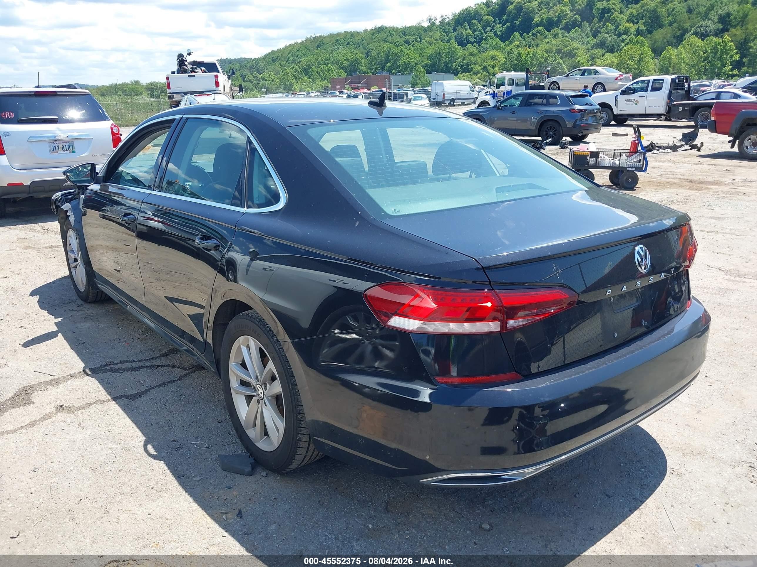 2020 Volkswagen Passat 2.0t Se Black vin: 1VWSA7A32LC016241