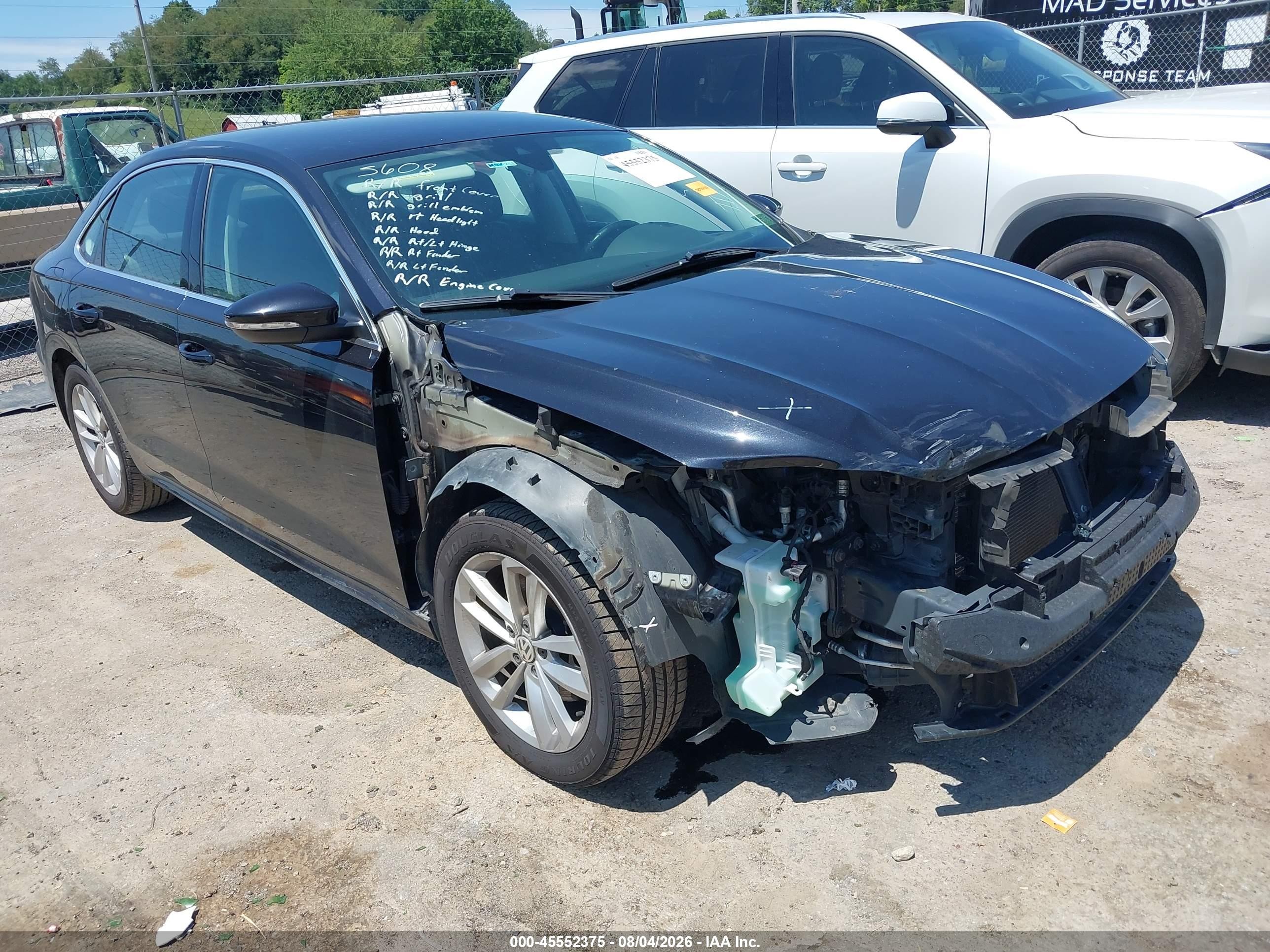 2020 Volkswagen Passat 2.0t Se Black vin: 1VWSA7A32LC016241