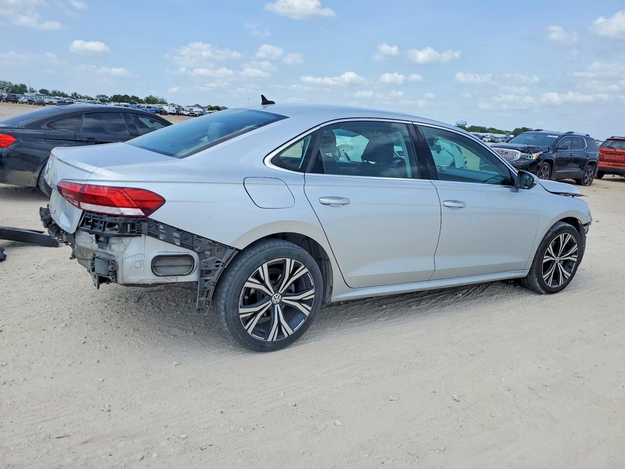 2021 Volkswagen Passat Se Silver vin: 1VWSA7A33MC005783