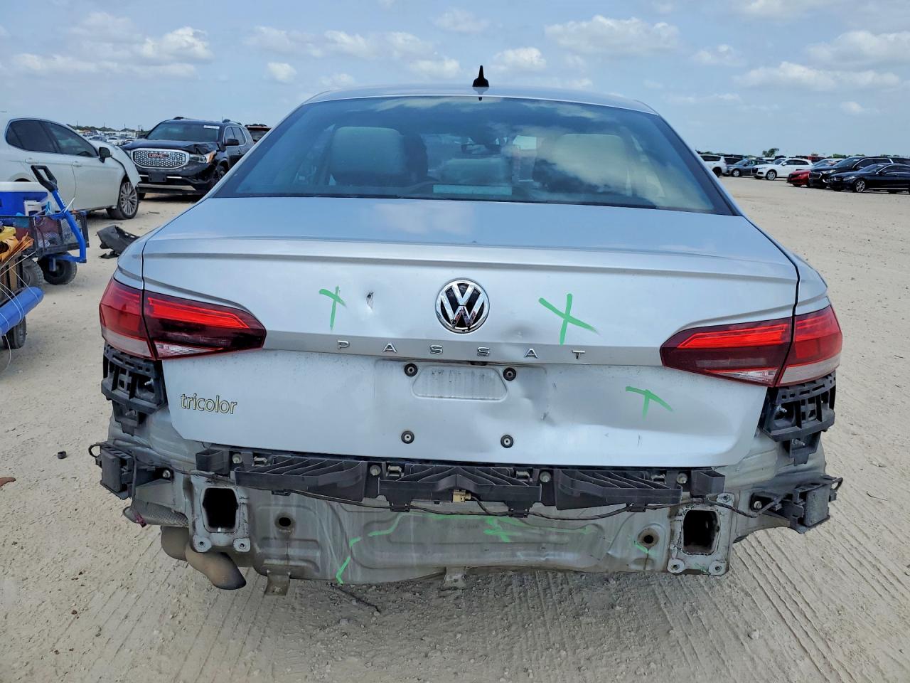 2021 Volkswagen Passat Se Silver vin: 1VWSA7A33MC005783