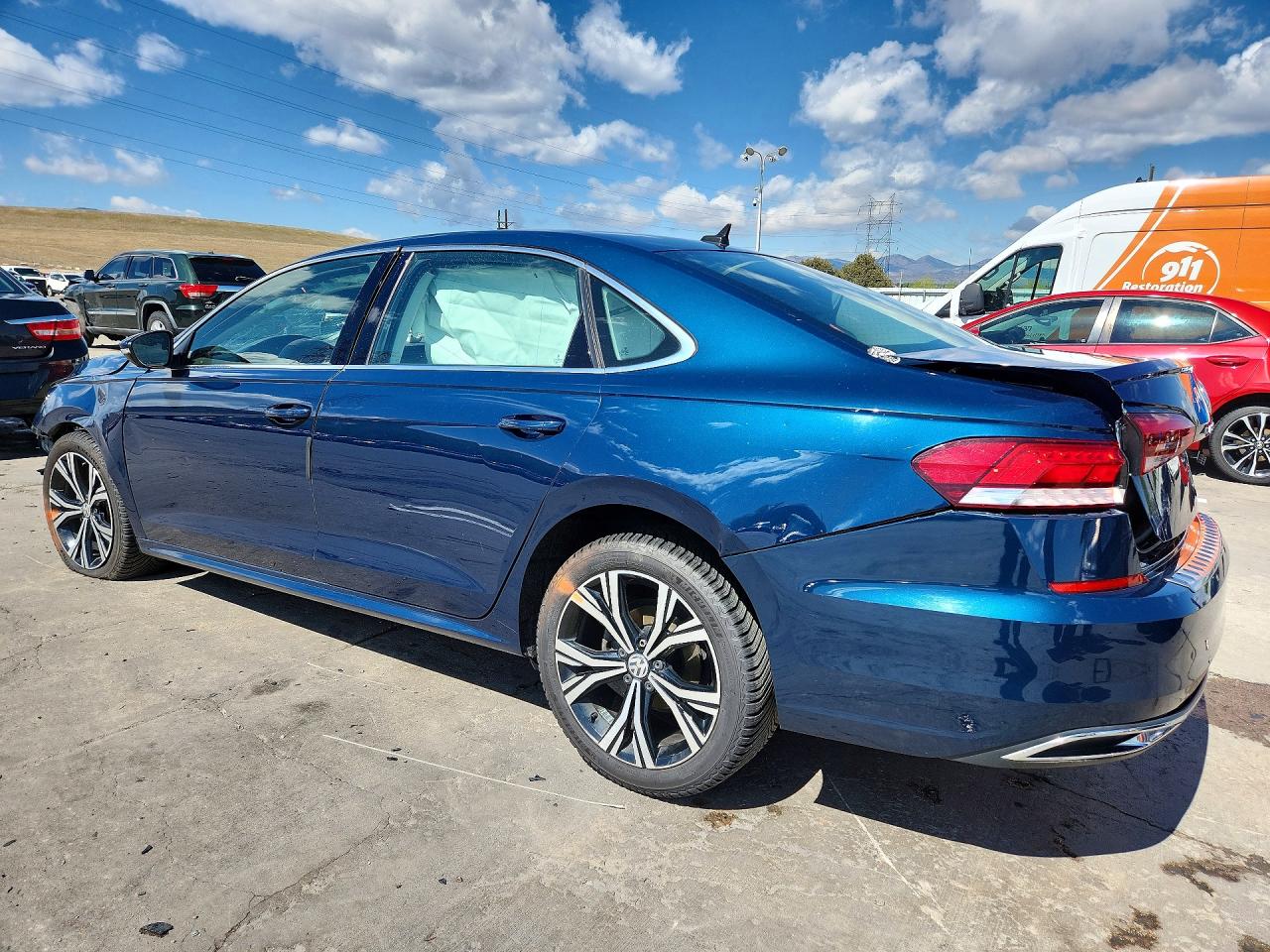 2021 Volkswagen Passat Se Blue vin: 1VWSA7A34MC002861