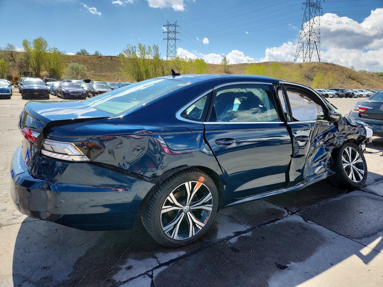 2021 Volkswagen Passat Se Blue vin: 1VWSA7A34MC002861