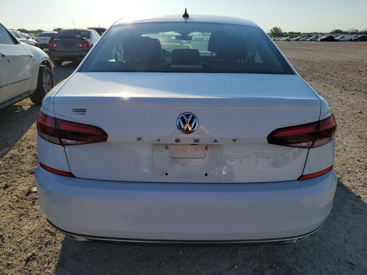 2021 Volkswagen Passat Se Белый vin: 1VWSA7A34MC006800