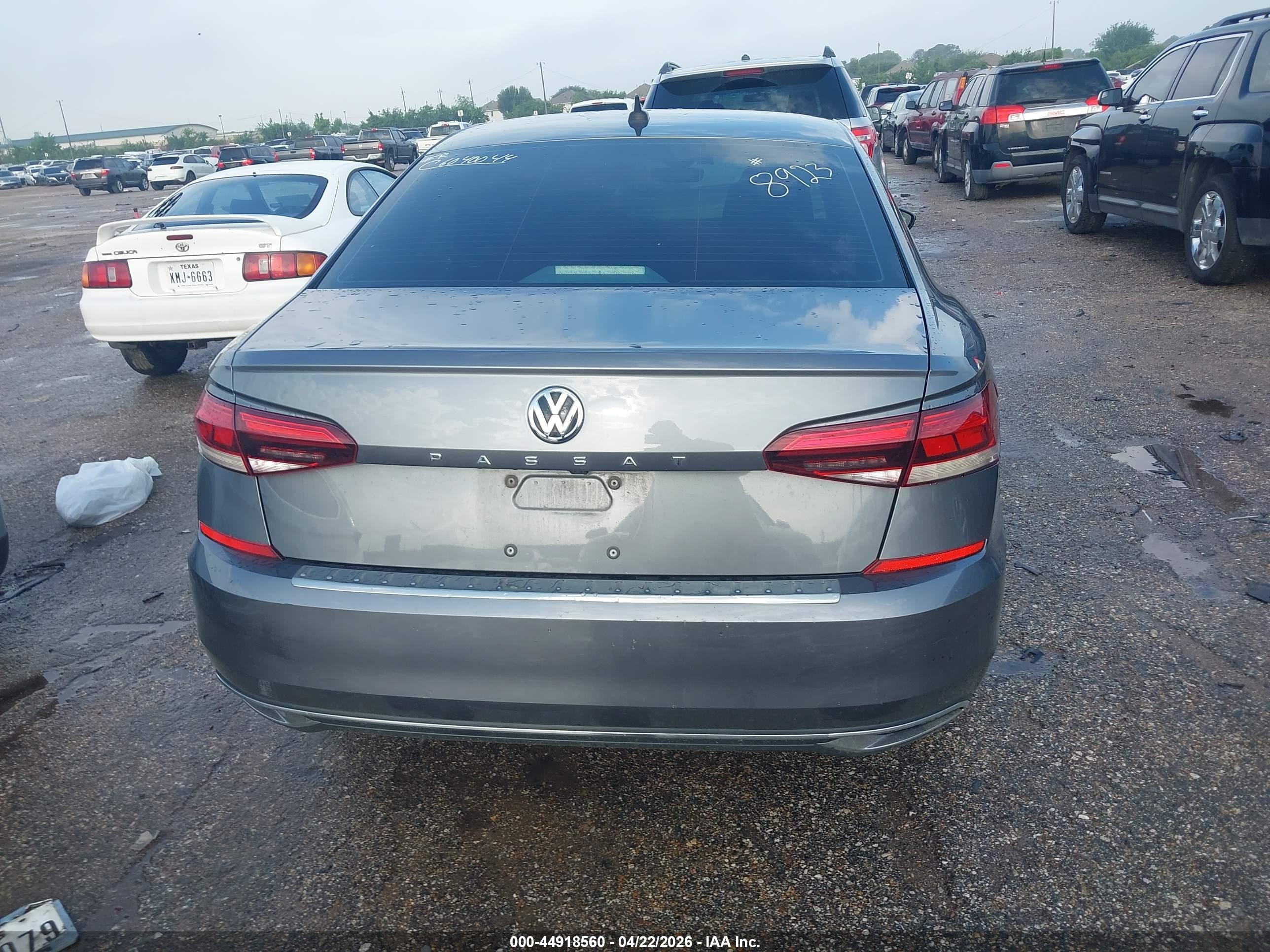 2022 Volkswagen Passat 2.0t Se Серый vin: 1VWSA7A36NC008923
