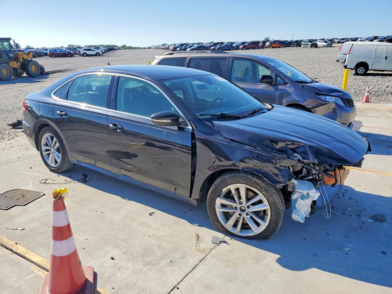 2020 Volkswagen Passat Se Black vin: 1VWSA7A37LC016428