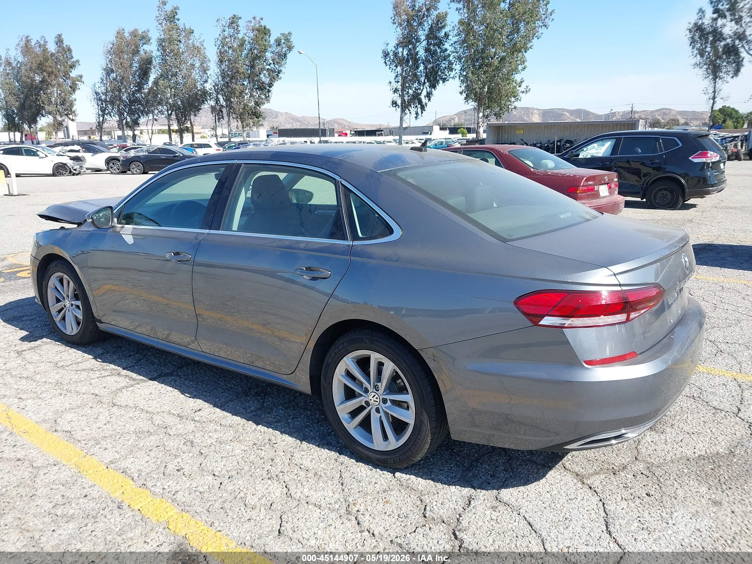2020 Volkswagen Passat 2.0t Se Gray vin: 1VWSA7A37LC020348
