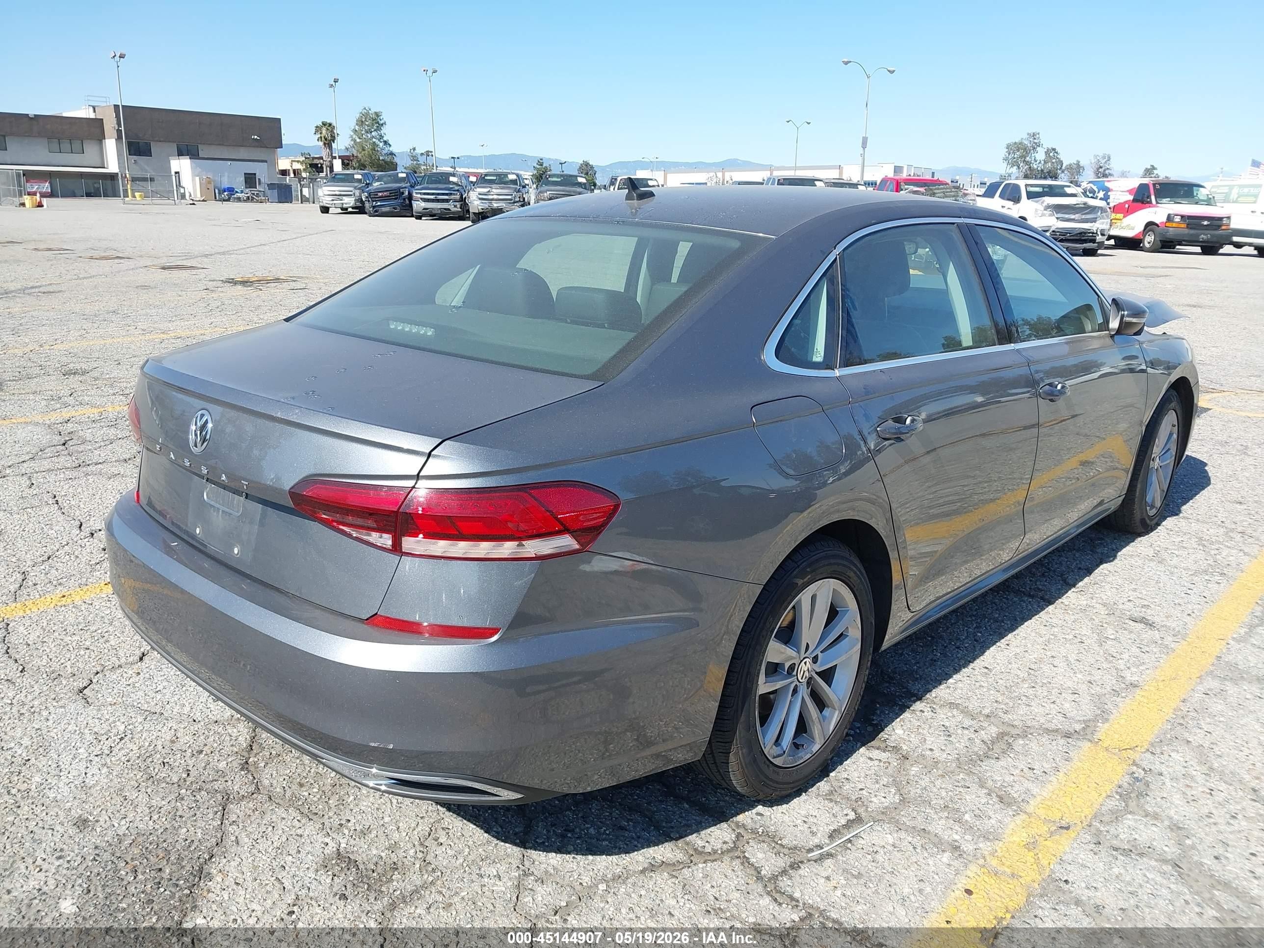 2020 Volkswagen Passat 2.0t Se Gray vin: 1VWSA7A37LC020348