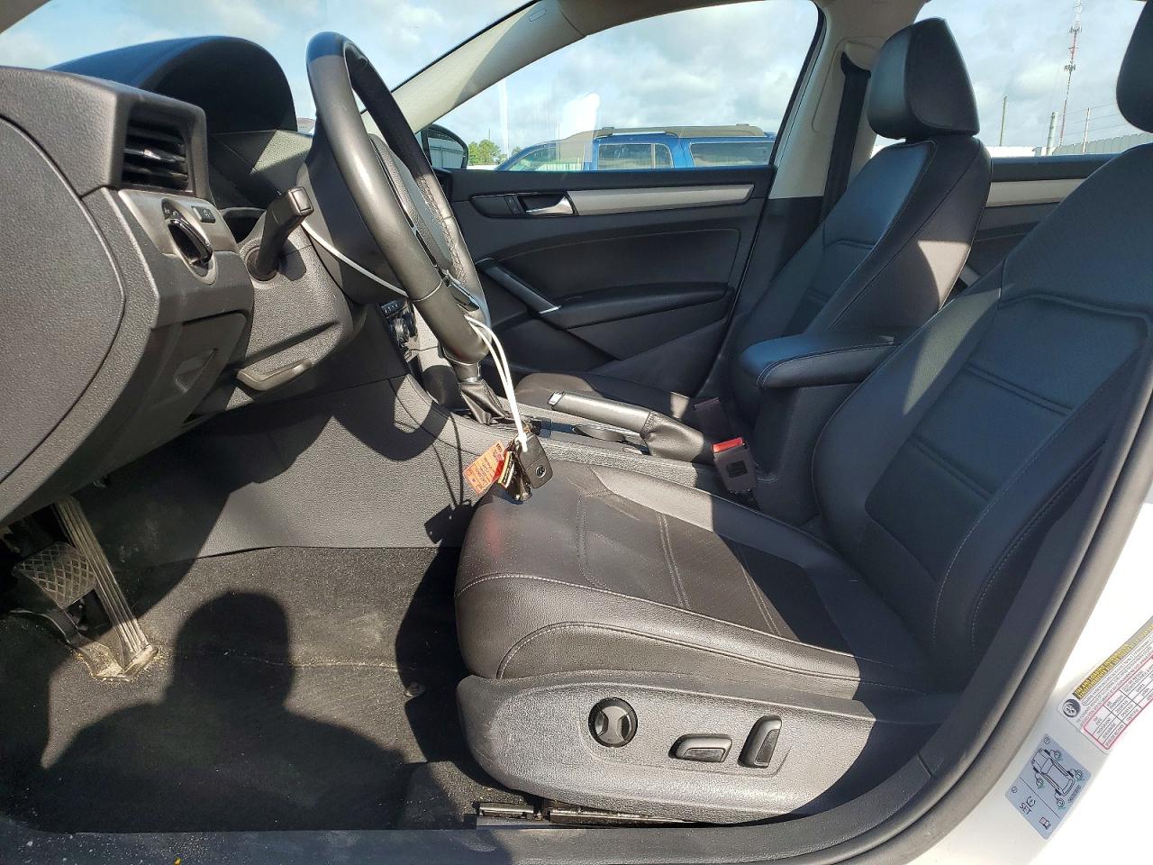 2021 Volkswagen Passat Se White vin: 1VWSA7A37MC001008
