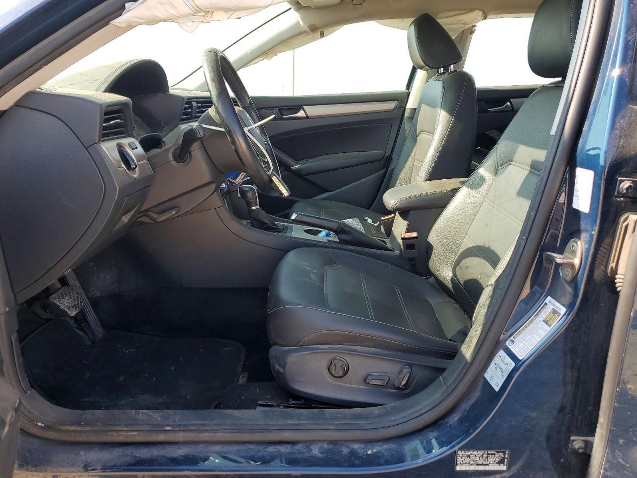 2020 Volkswagen Passat Se Blue vin: 1VWSA7A3XLC014141