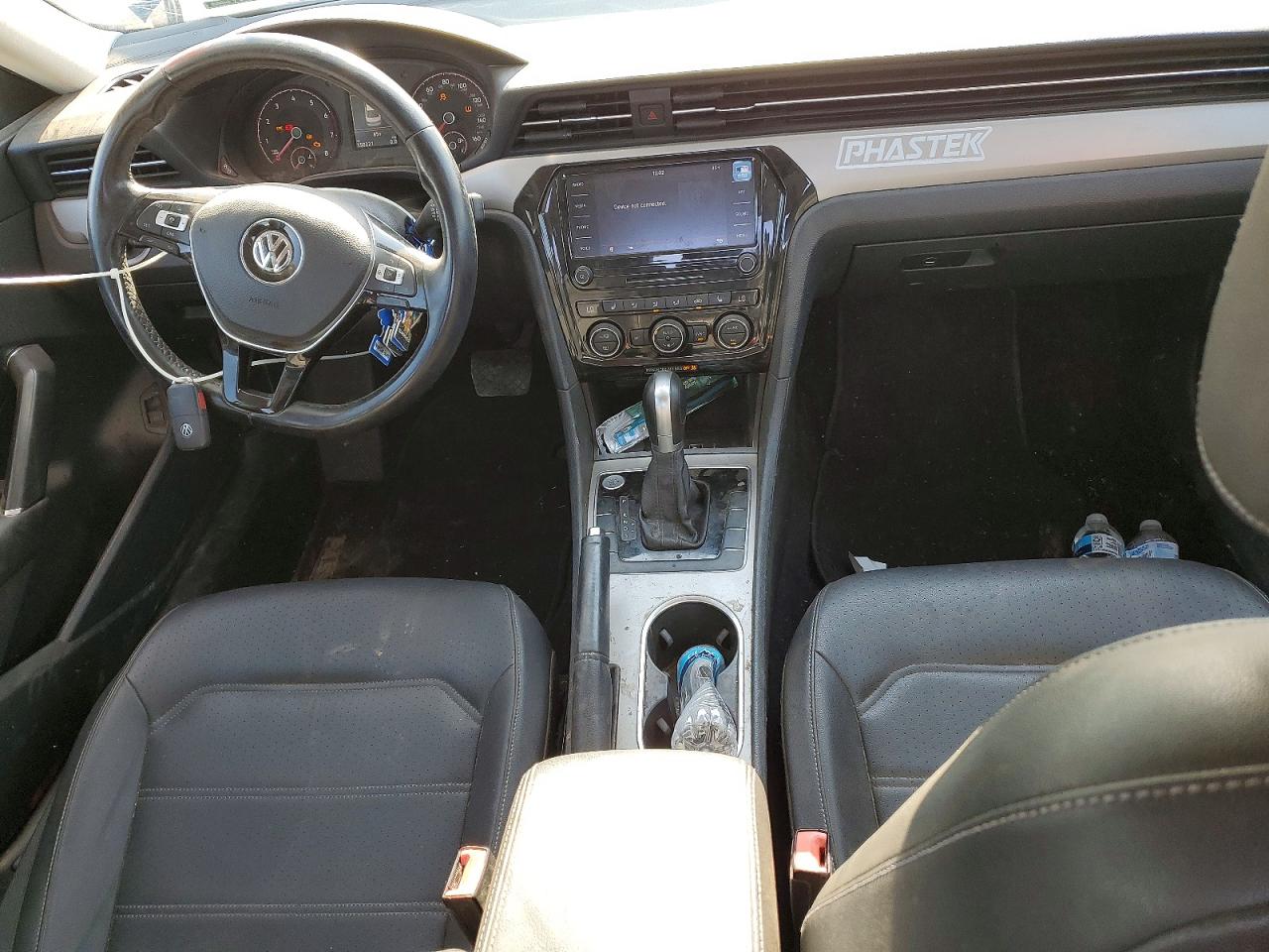 2020 Volkswagen Passat Se Blue vin: 1VWSA7A3XLC014141