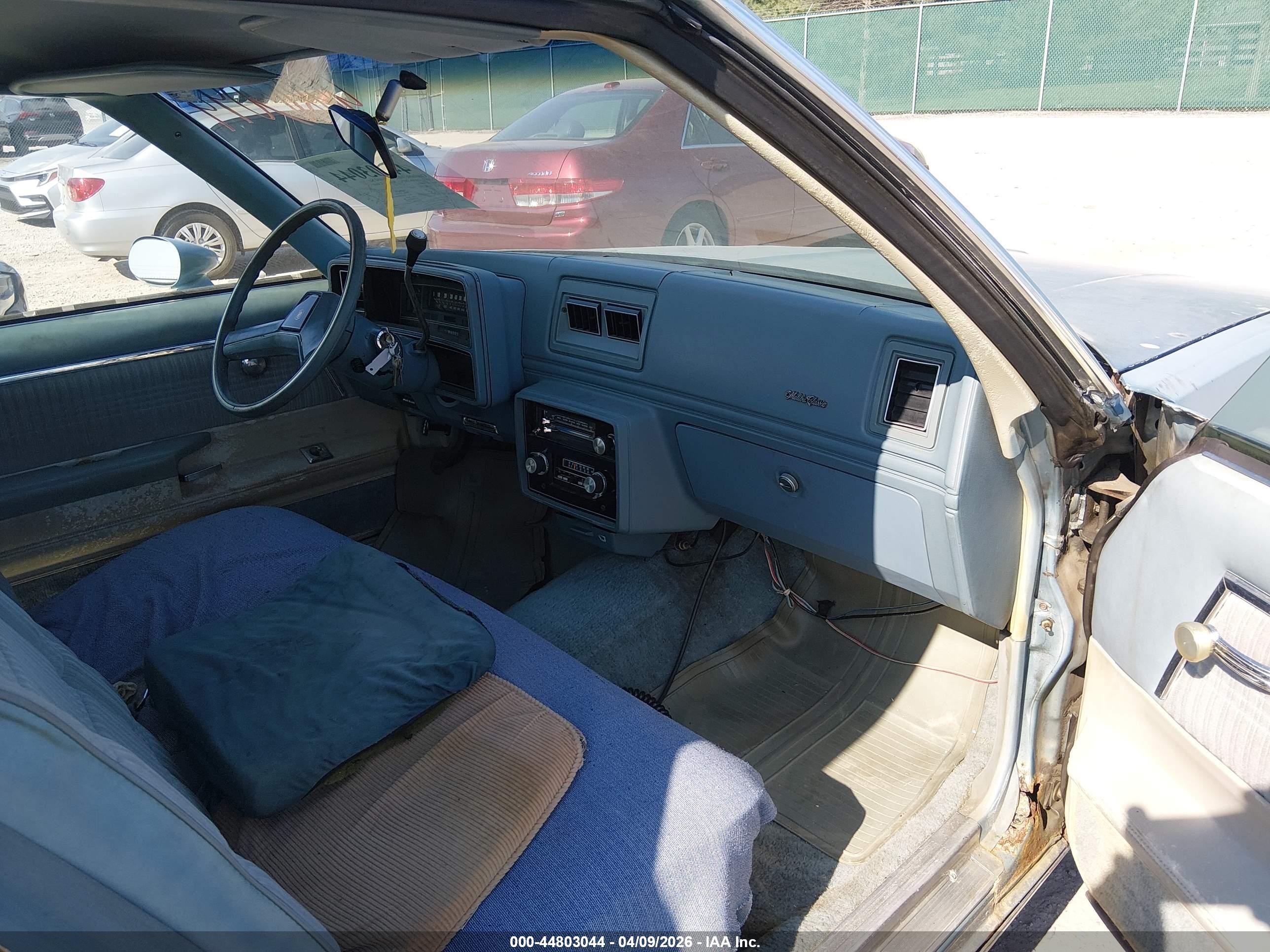 1979 Chevrolet Malibu Classic   Синий vin: 1W27J9B477316    