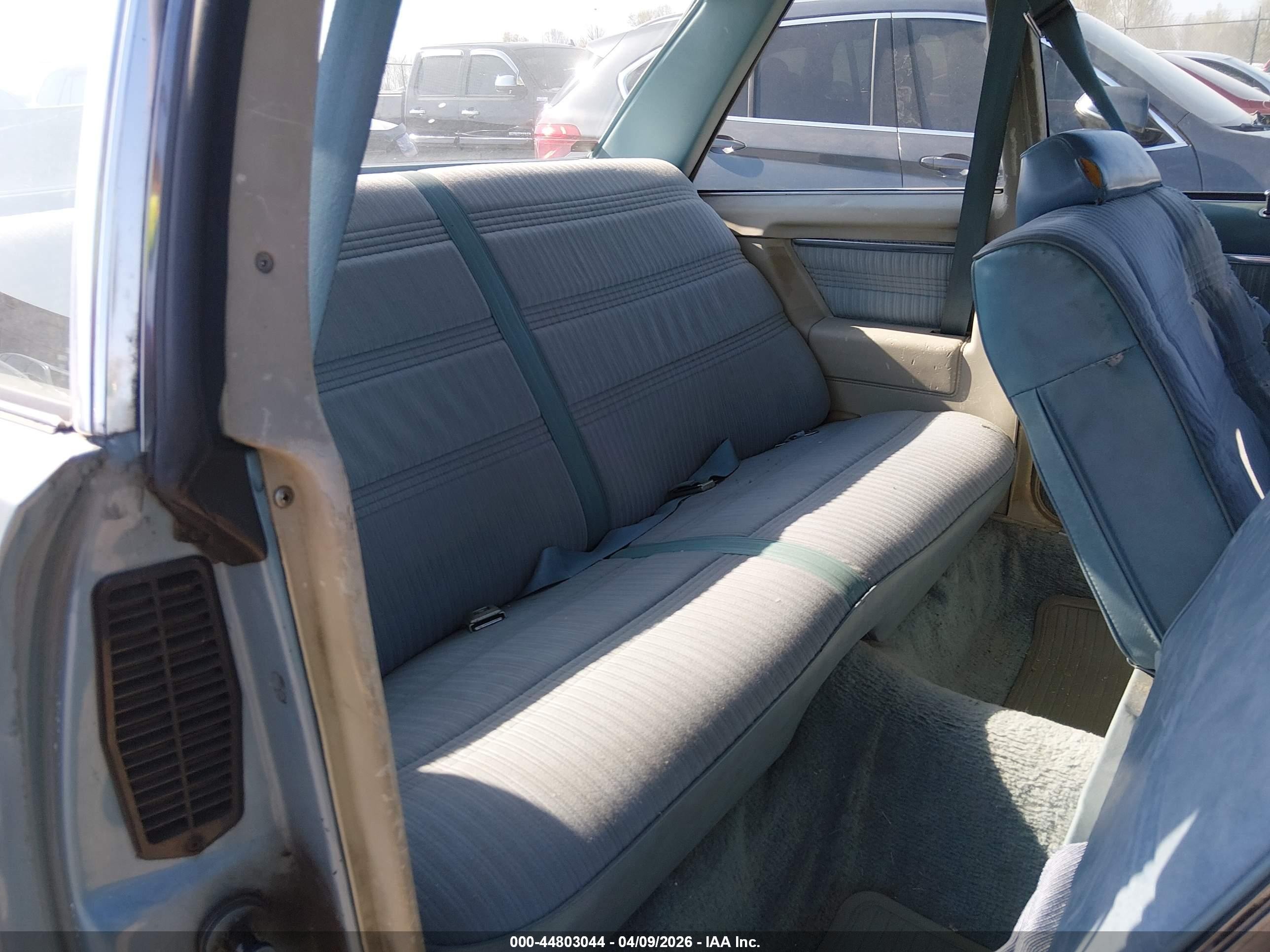 1979 Chevrolet Malibu Classic   Синий vin: 1W27J9B477316    