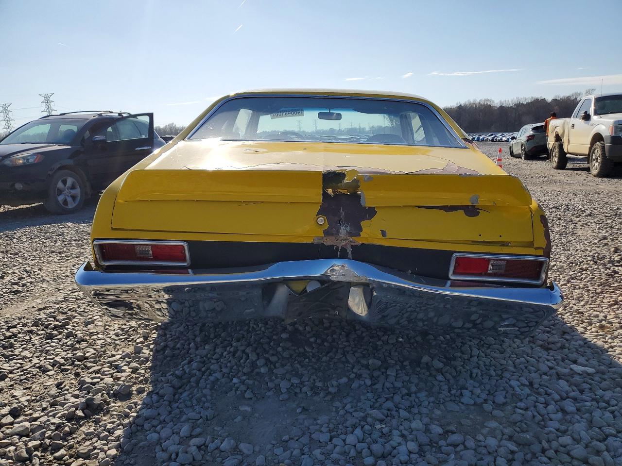 1972 Chev Nova Желтый vin: 1X27F2W377325