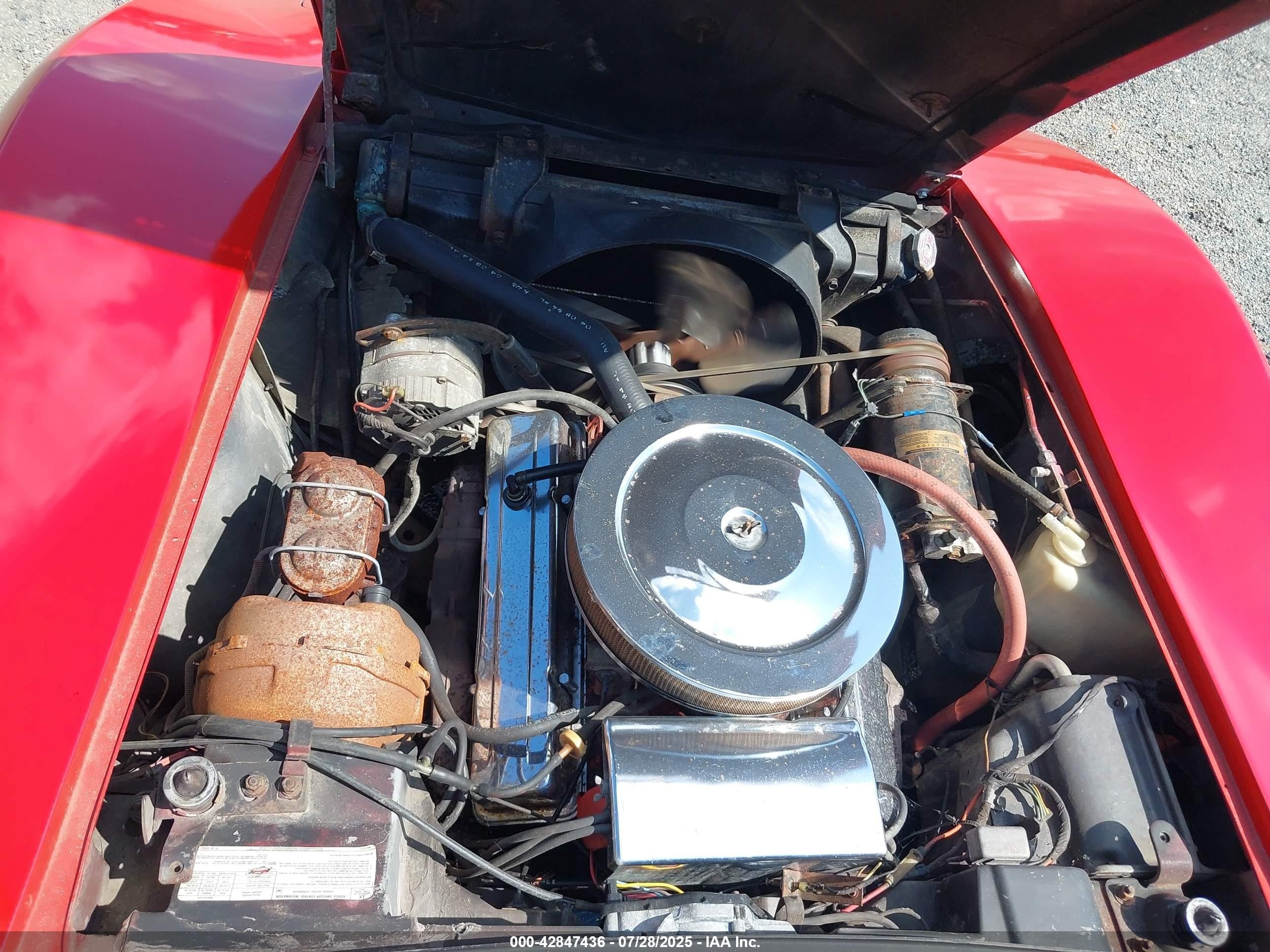 1976 Chevrolet Corvette   Красный vin: 1X37L6S417621    