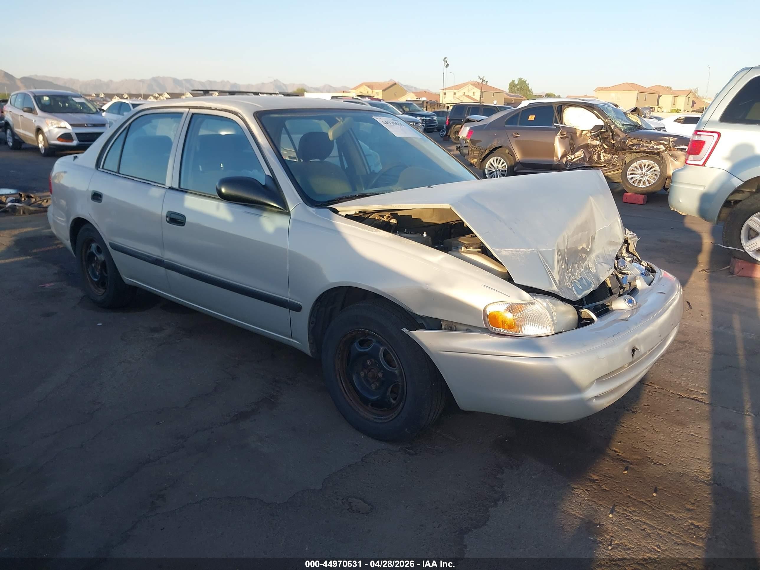 1999 Chevrolet Prizm   Silver vin: 1Y1SK5282XZ445411