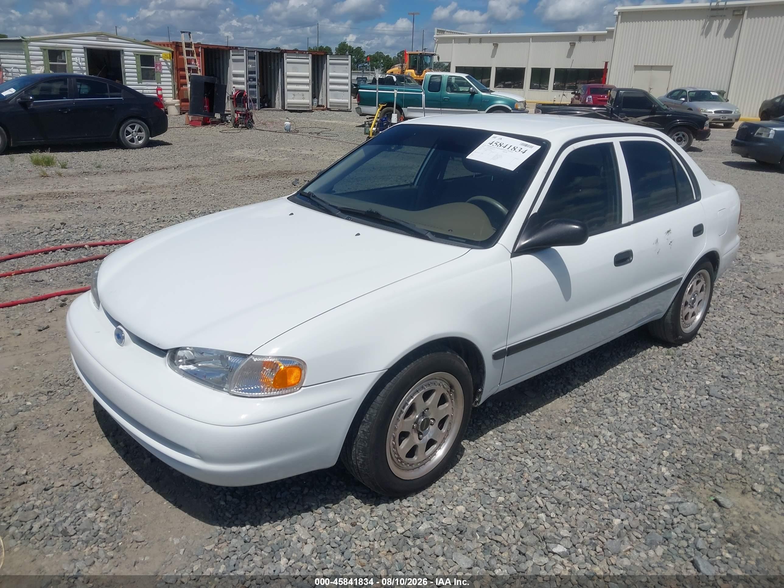 2002 Chevrolet Prizm   White vin: 1Y1SK52832Z409784
