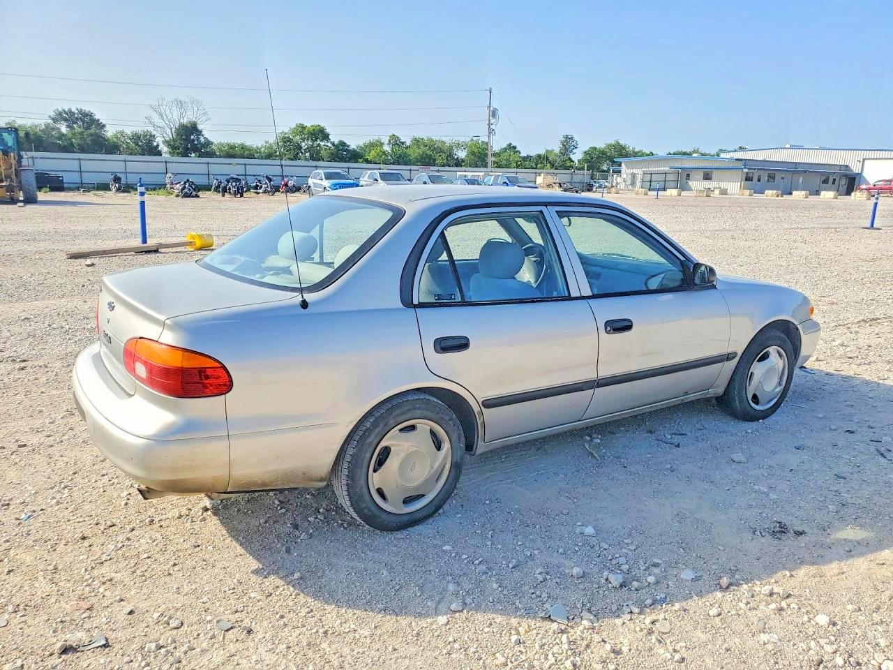 2002 Chevrolet Geo Prizm Base Silver vin: 1Y1SK52862Z414865