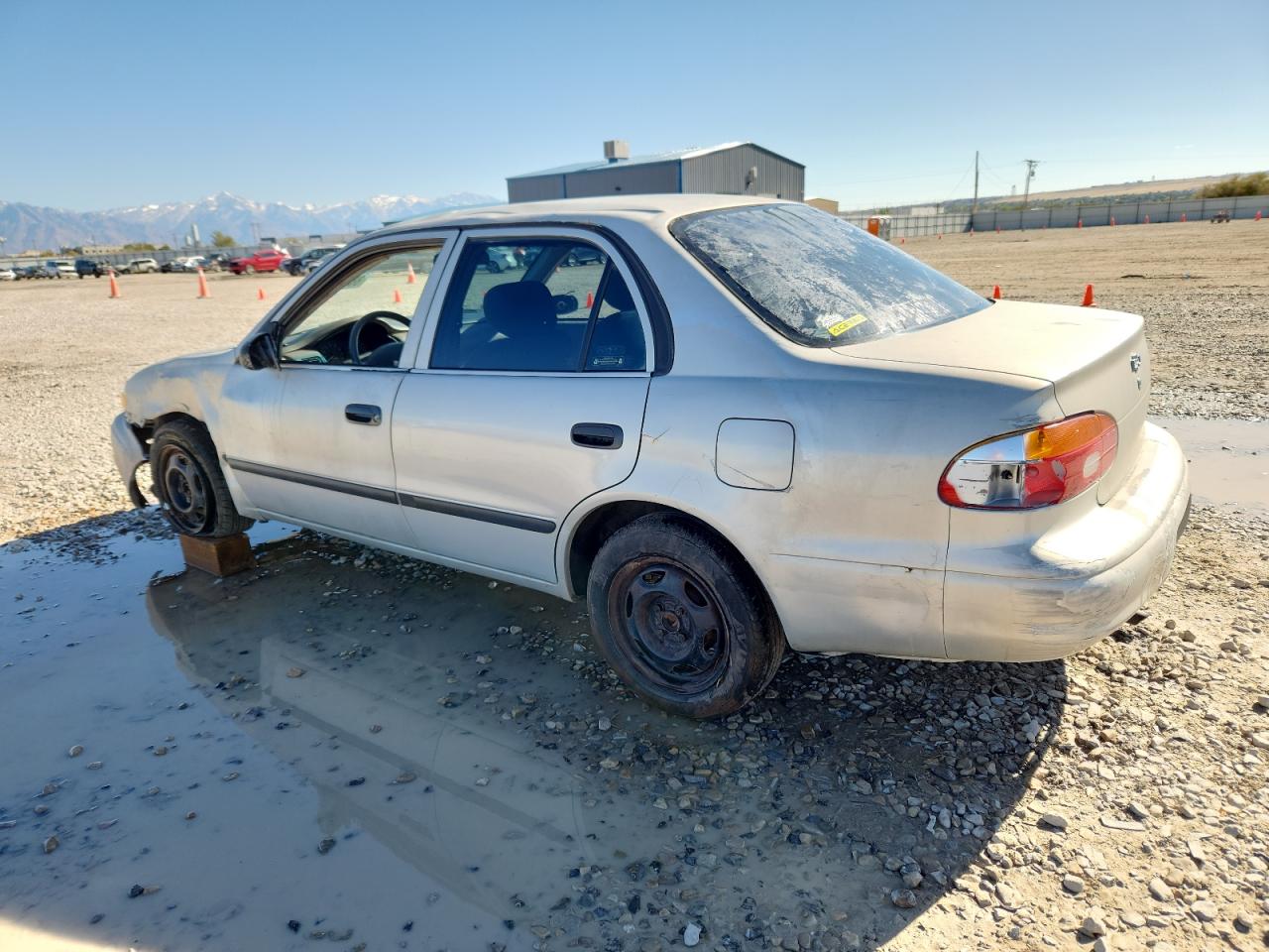 2001 Chevrolet Geo Prizm Base Серебряный vin: 1Y1SK52871Z413755