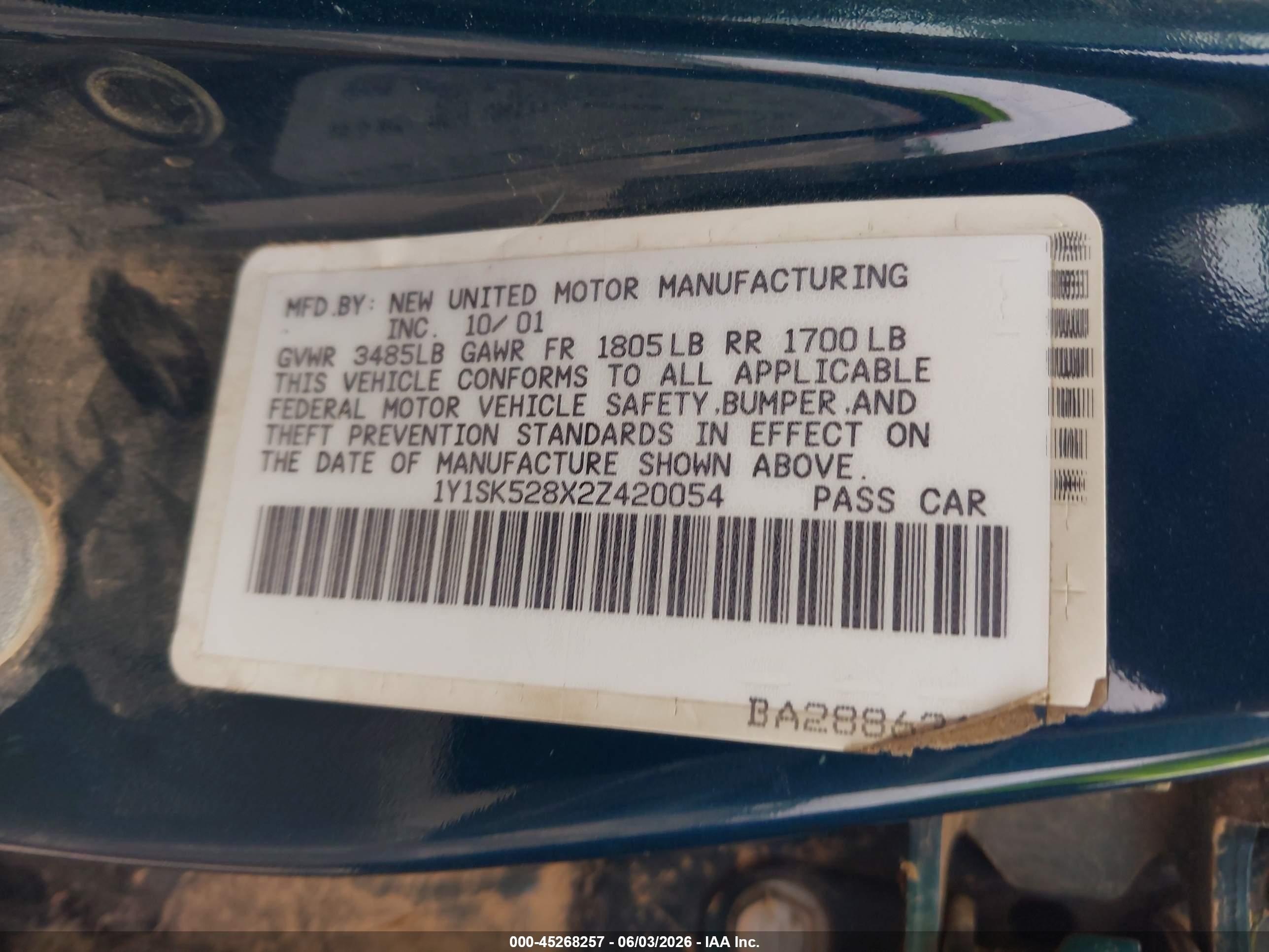 2002 Chevrolet Prizm   Blue vin: 1Y1SK528X2Z420054