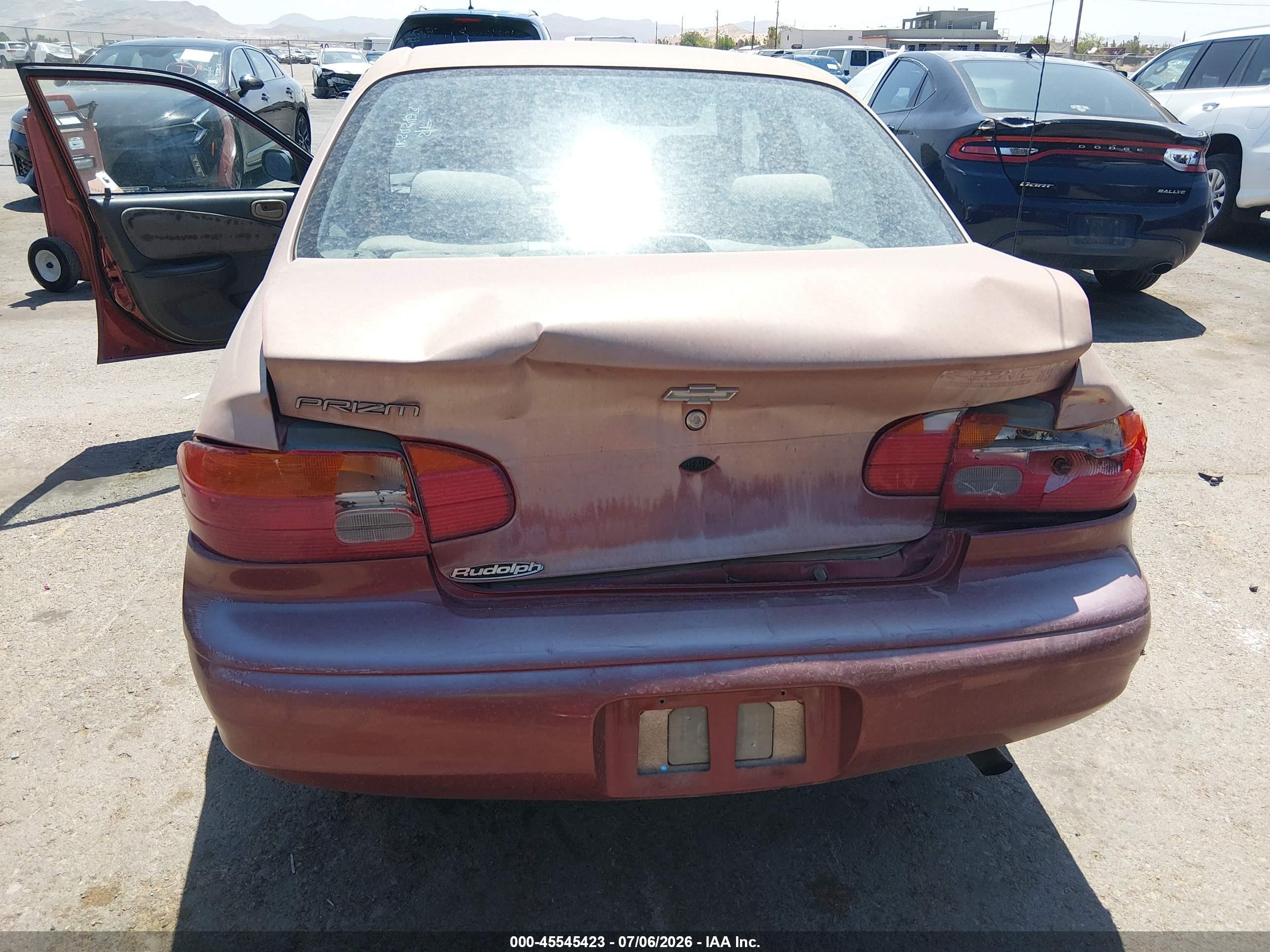 1998 Chevrolet Prizm   Maroon vin: 1Y1SK528XWZ436664