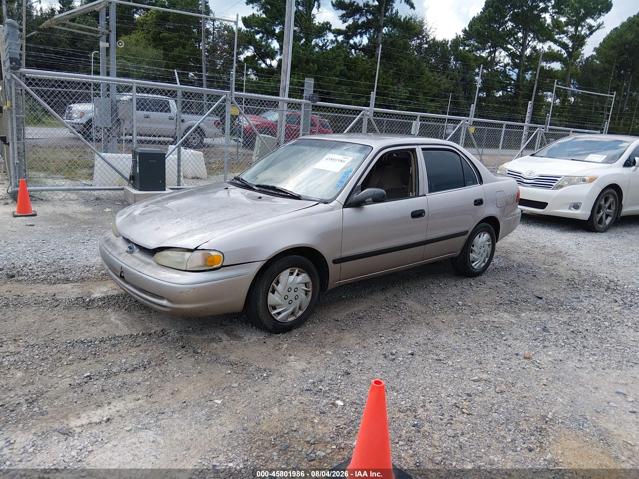 2000 Chevrolet Prizm   Beige vin: 1Y1SK528XYZ413730