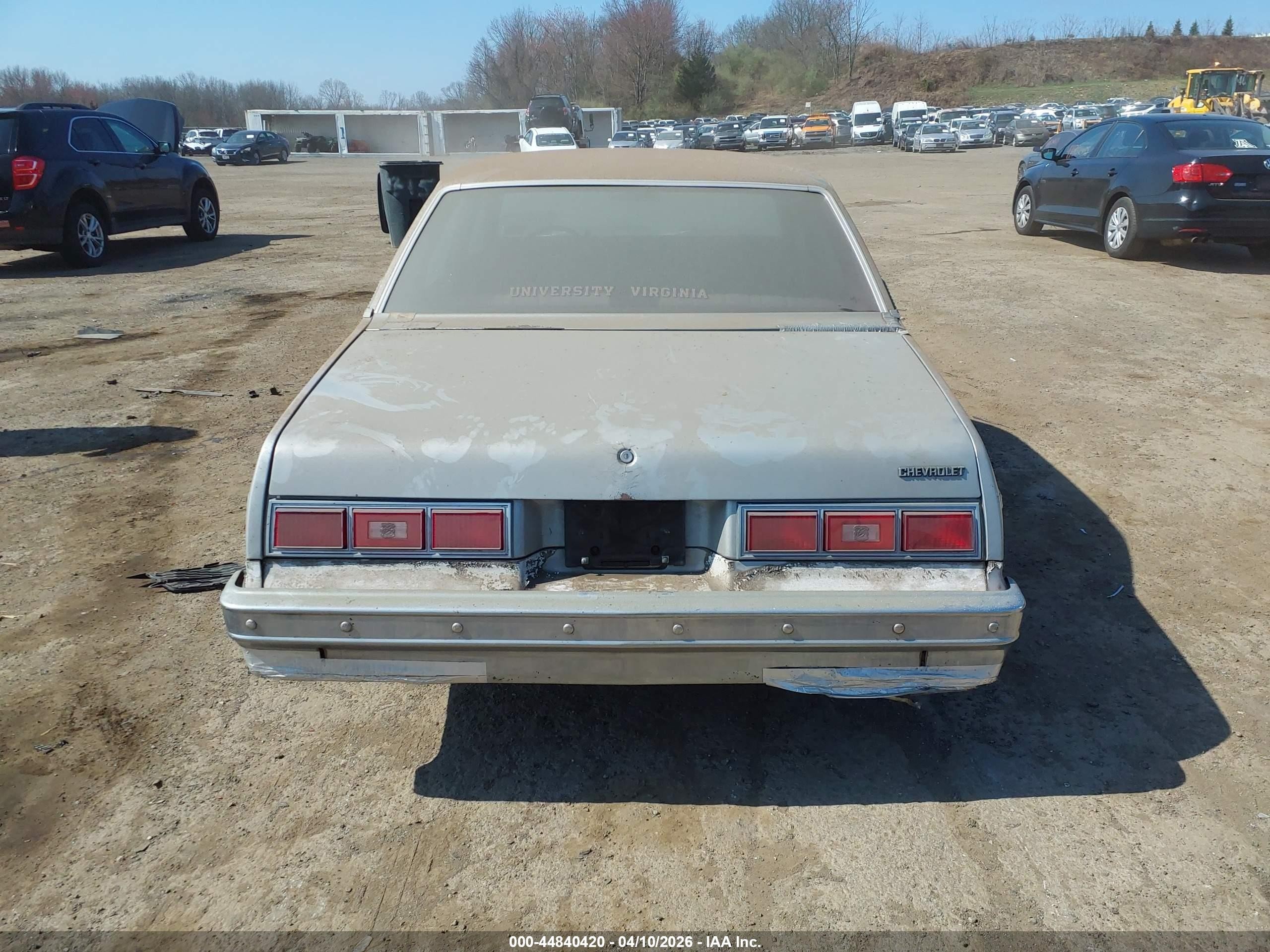1978 Chevrolet Nova   Серебряный vin: 1Y69U8T178780    