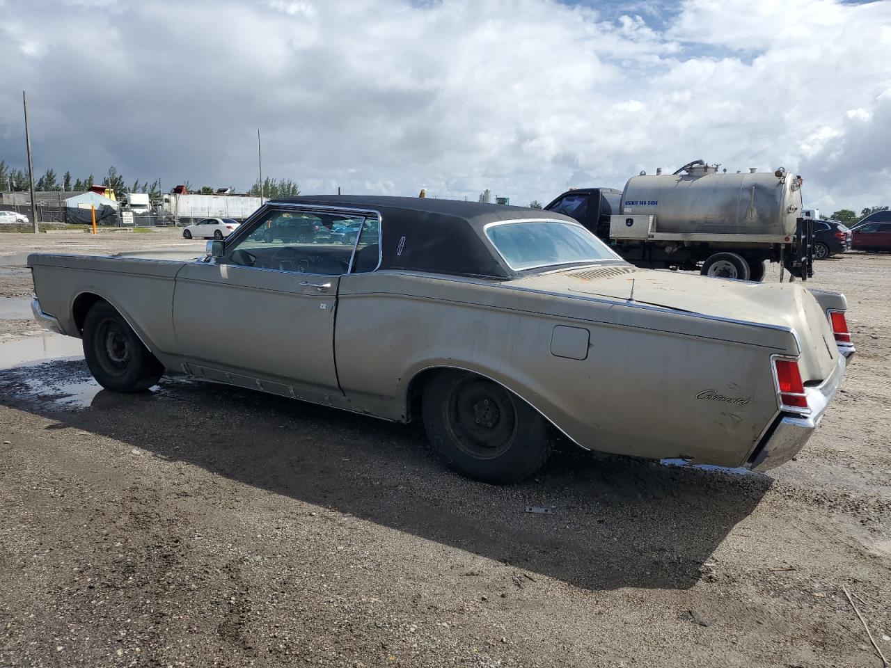 1971 Lincoln Continital Beige vin: 1Y89A812204