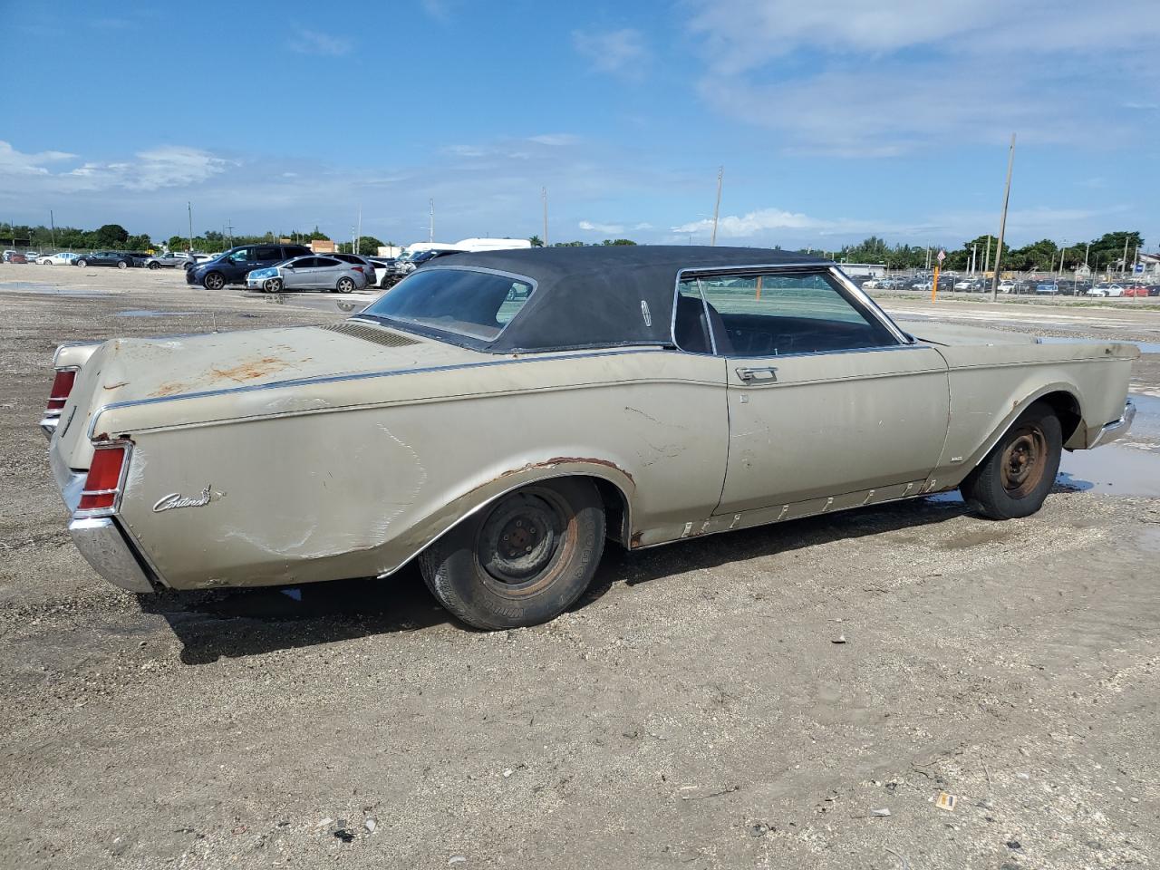 1971 Lincoln Continital Beige vin: 1Y89A812204