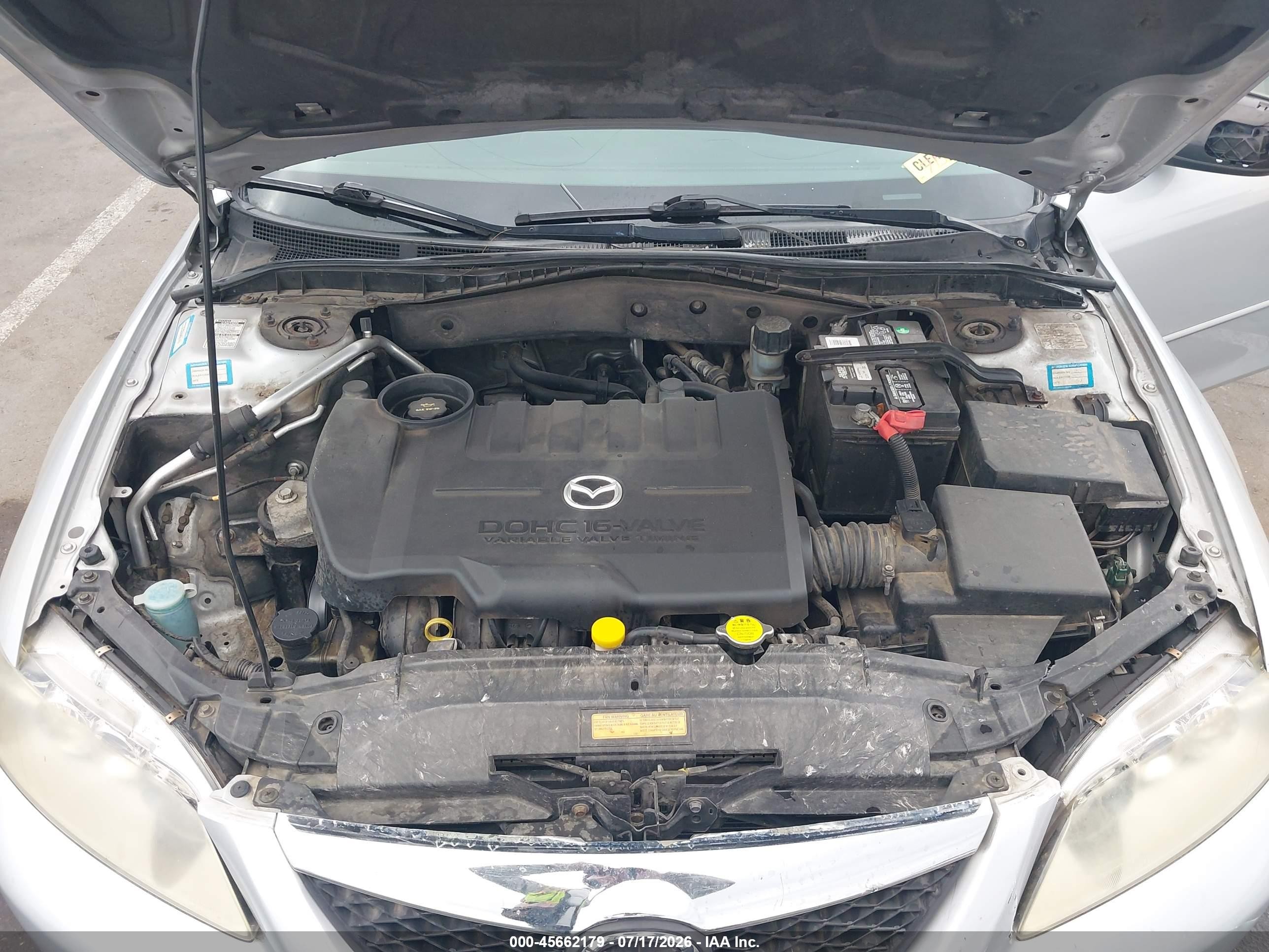 2003 Mazda Mazda6 I Silver vin: 1YVFP80C135M41880