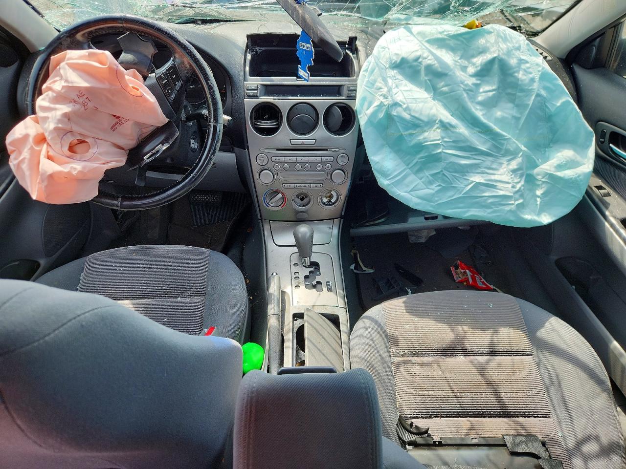 2004 Mazda 6 I Серебряный vin: 1YVFP80C245N35364
