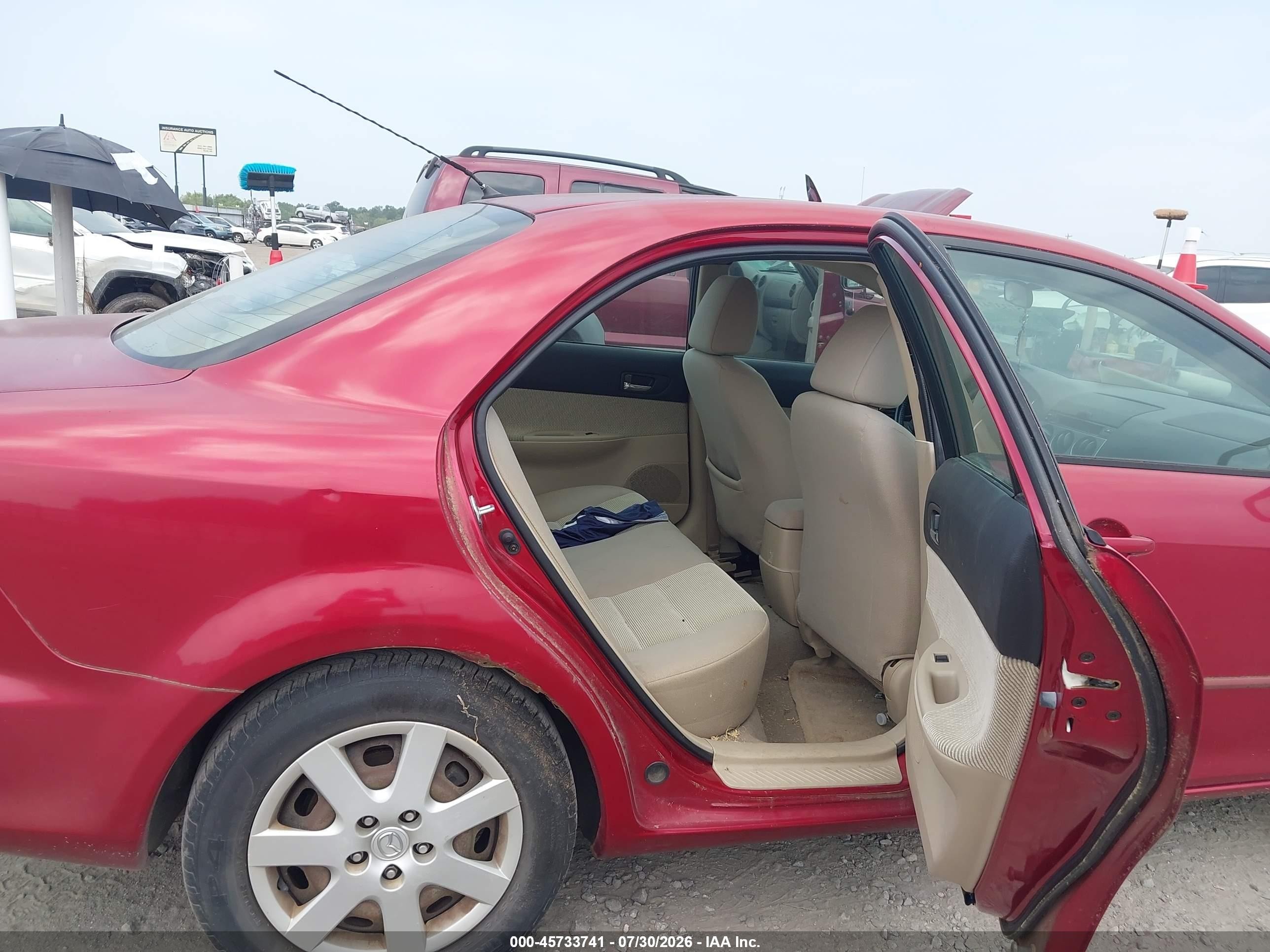 2005 Mazda Mazda6 I Base Red vin: 1YVFP80C255M41440
