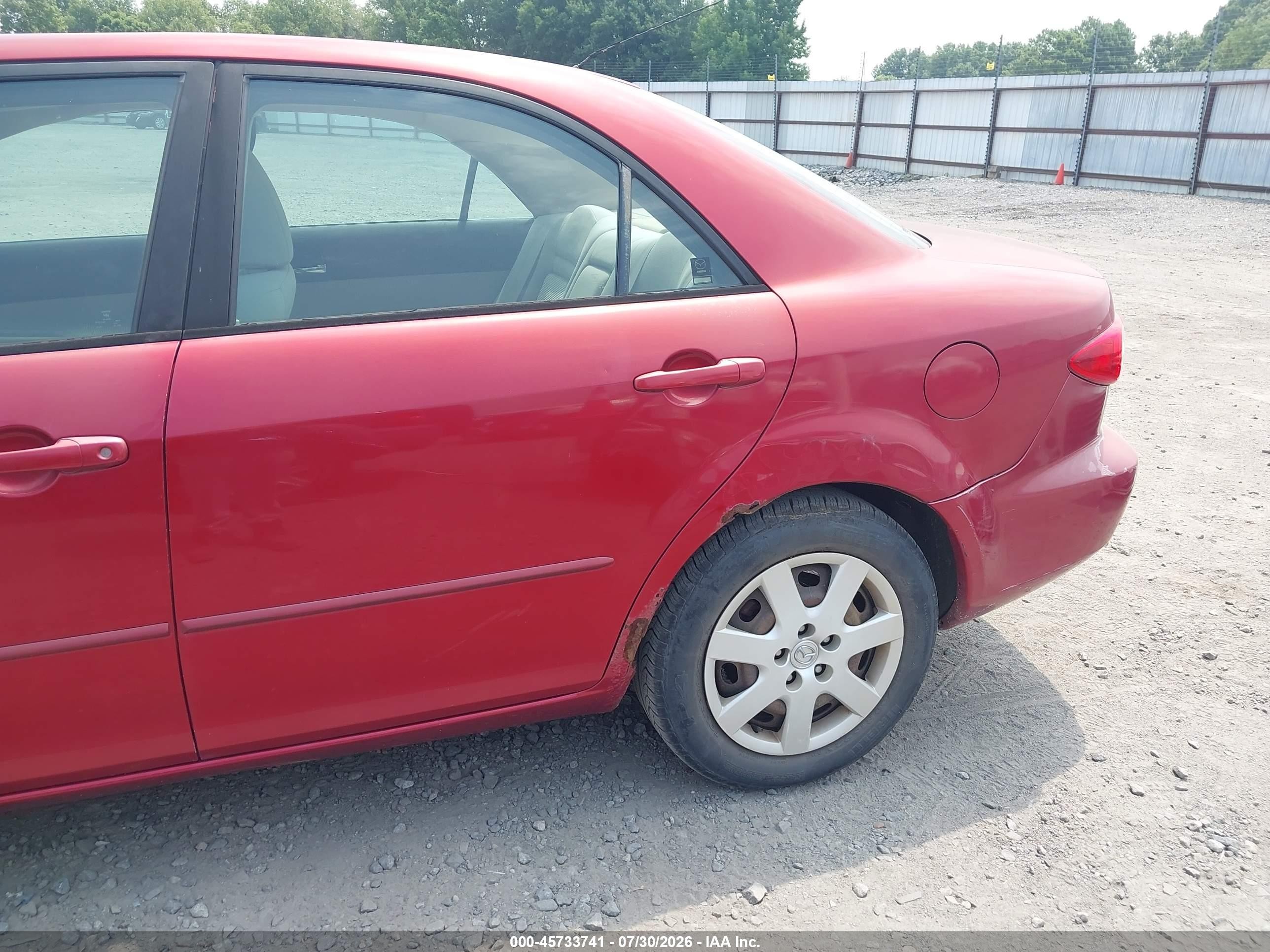 2005 Mazda Mazda6 I Base Red vin: 1YVFP80C255M41440