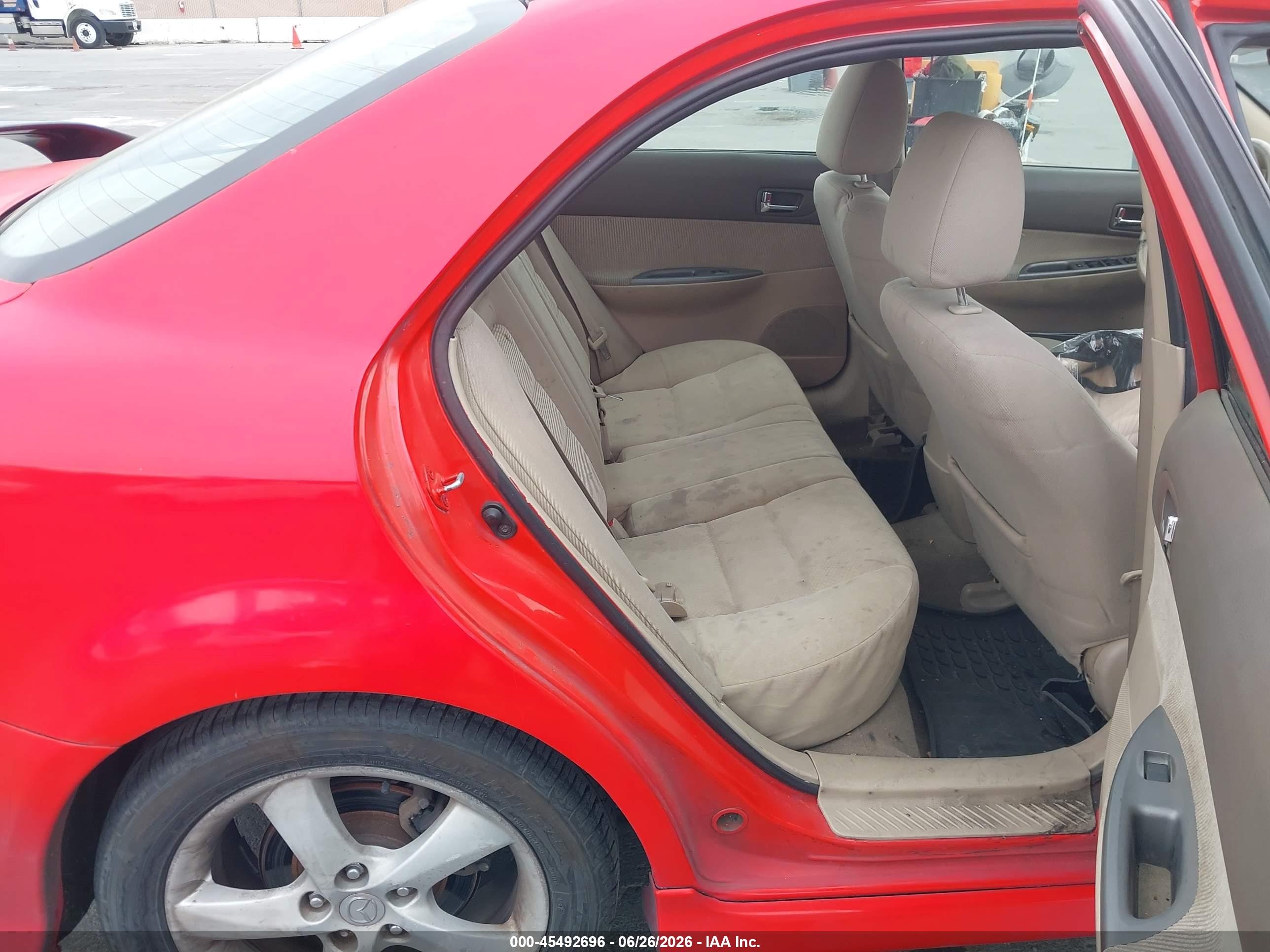 2003 Mazda Mazda6 I Red vin: 1YVFP80C435M55160