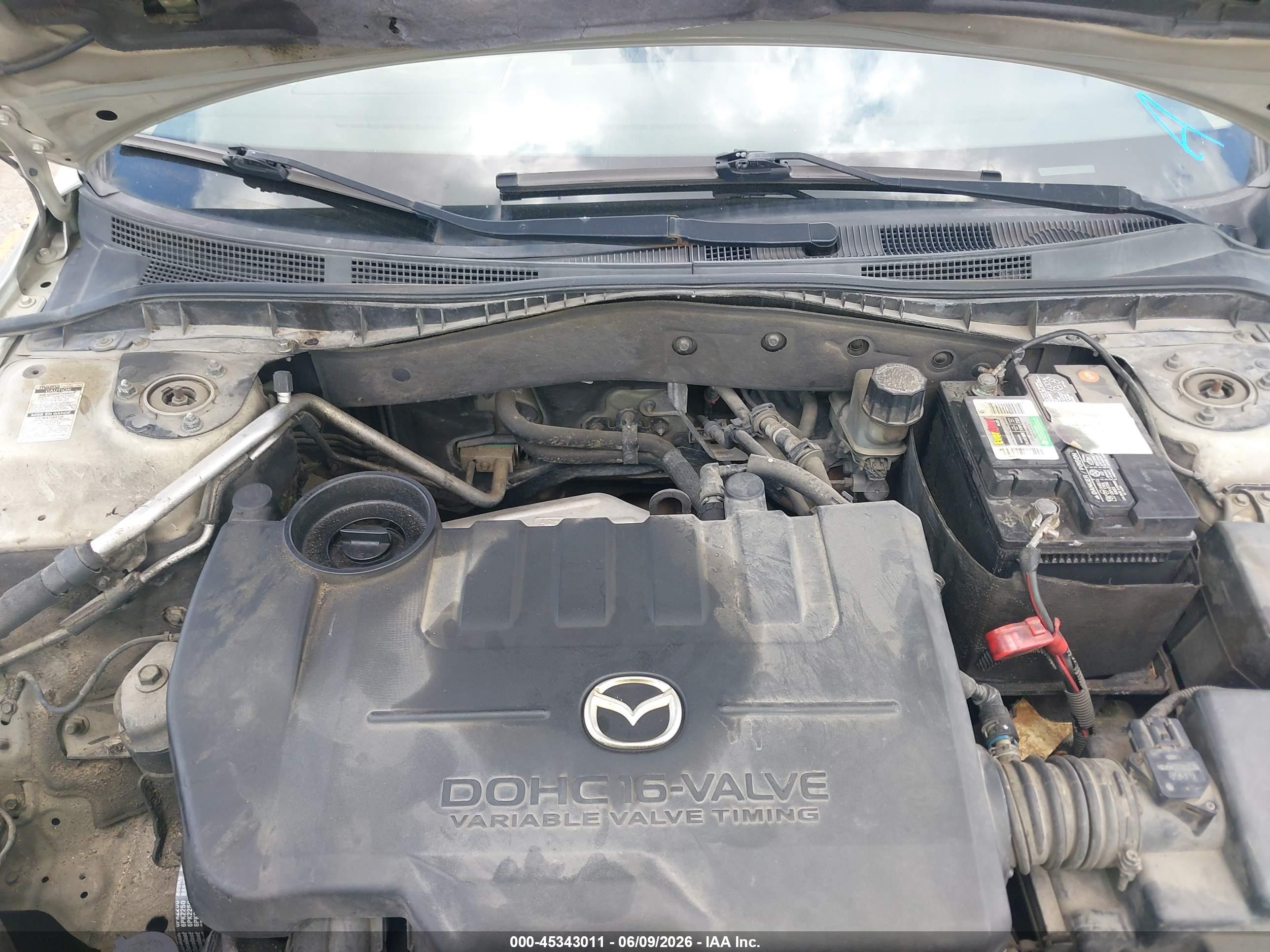 2005 Mazda Mazda6 I Base Beige vin: 1YVFP80C455M62984