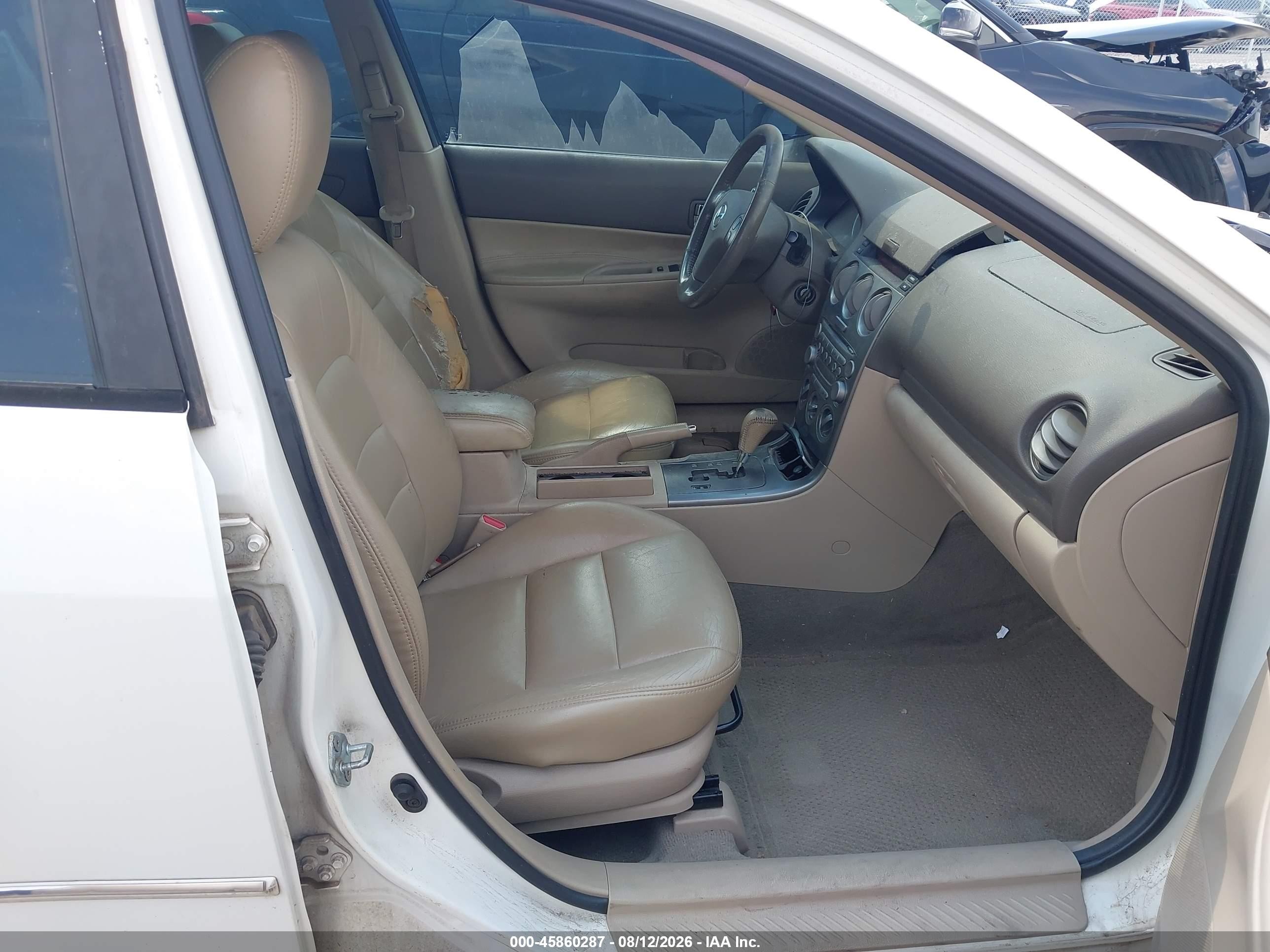 2003 Mazda Mazda6 I White vin: 1YVFP80C535M24662