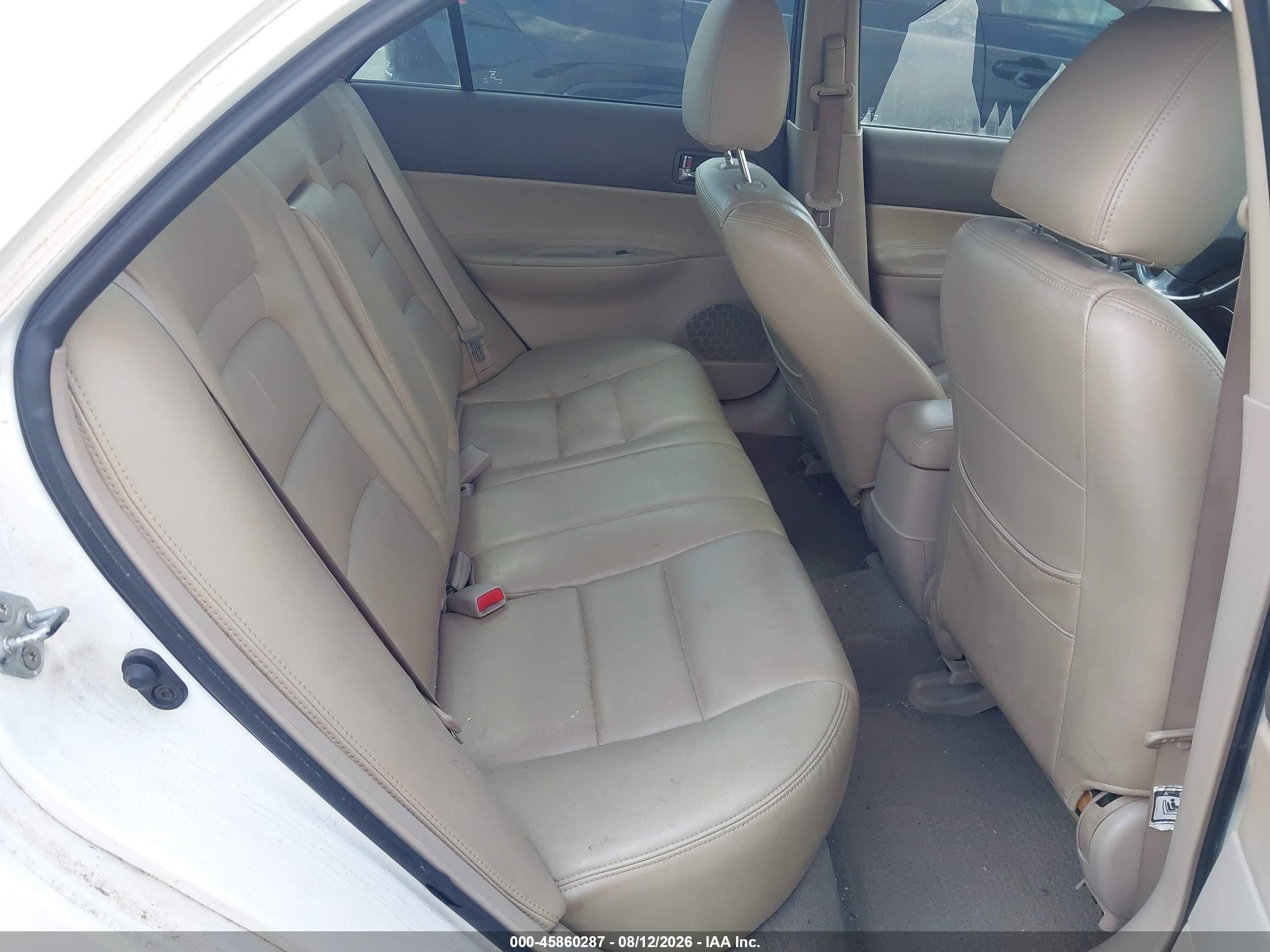 2003 Mazda Mazda6 I White vin: 1YVFP80C535M24662